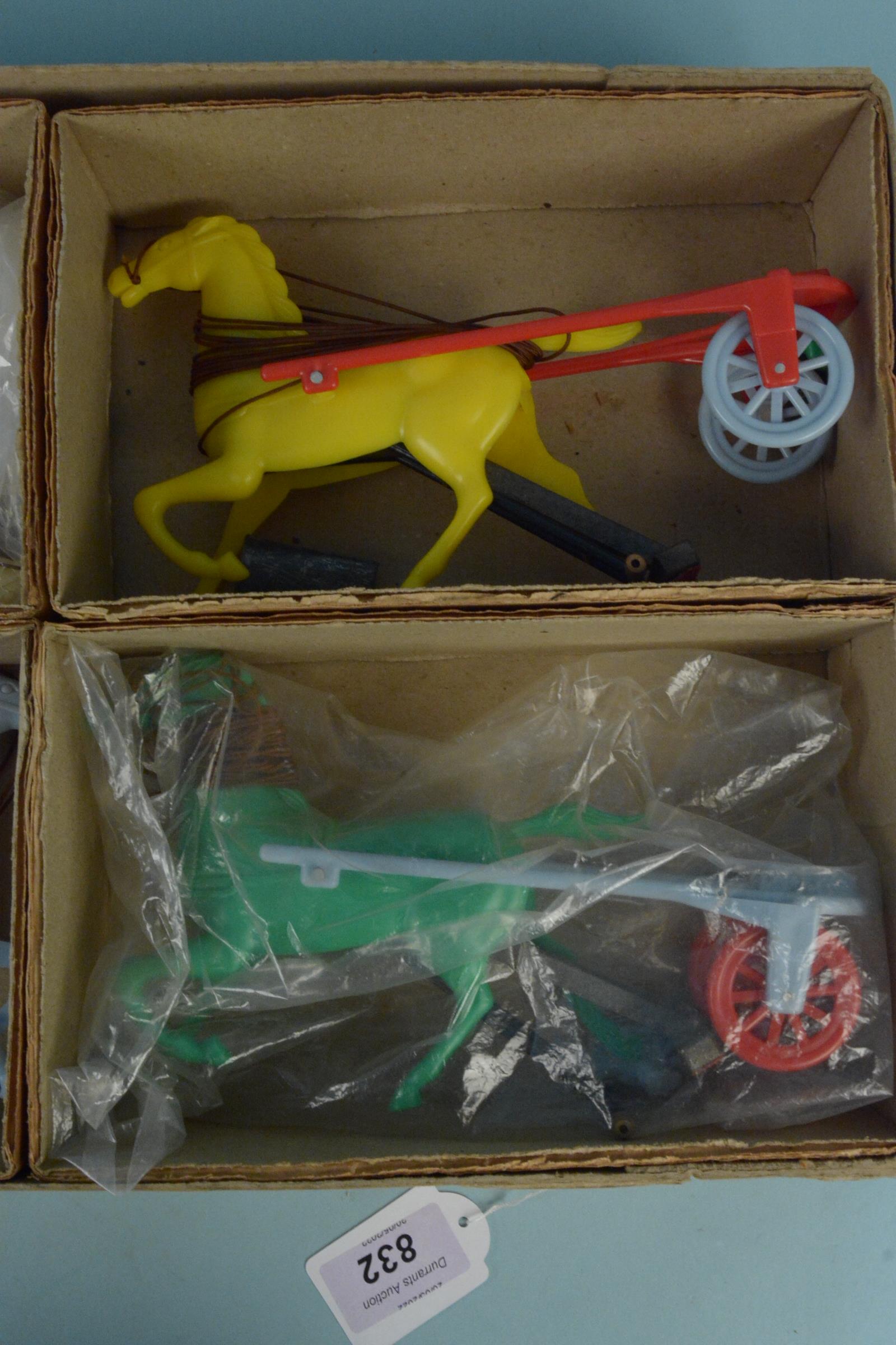 Boxed vintage 'Lack & Lack Ltd' 'Trottingette' game (contents in mild playworn condition) - Image 3 of 3
