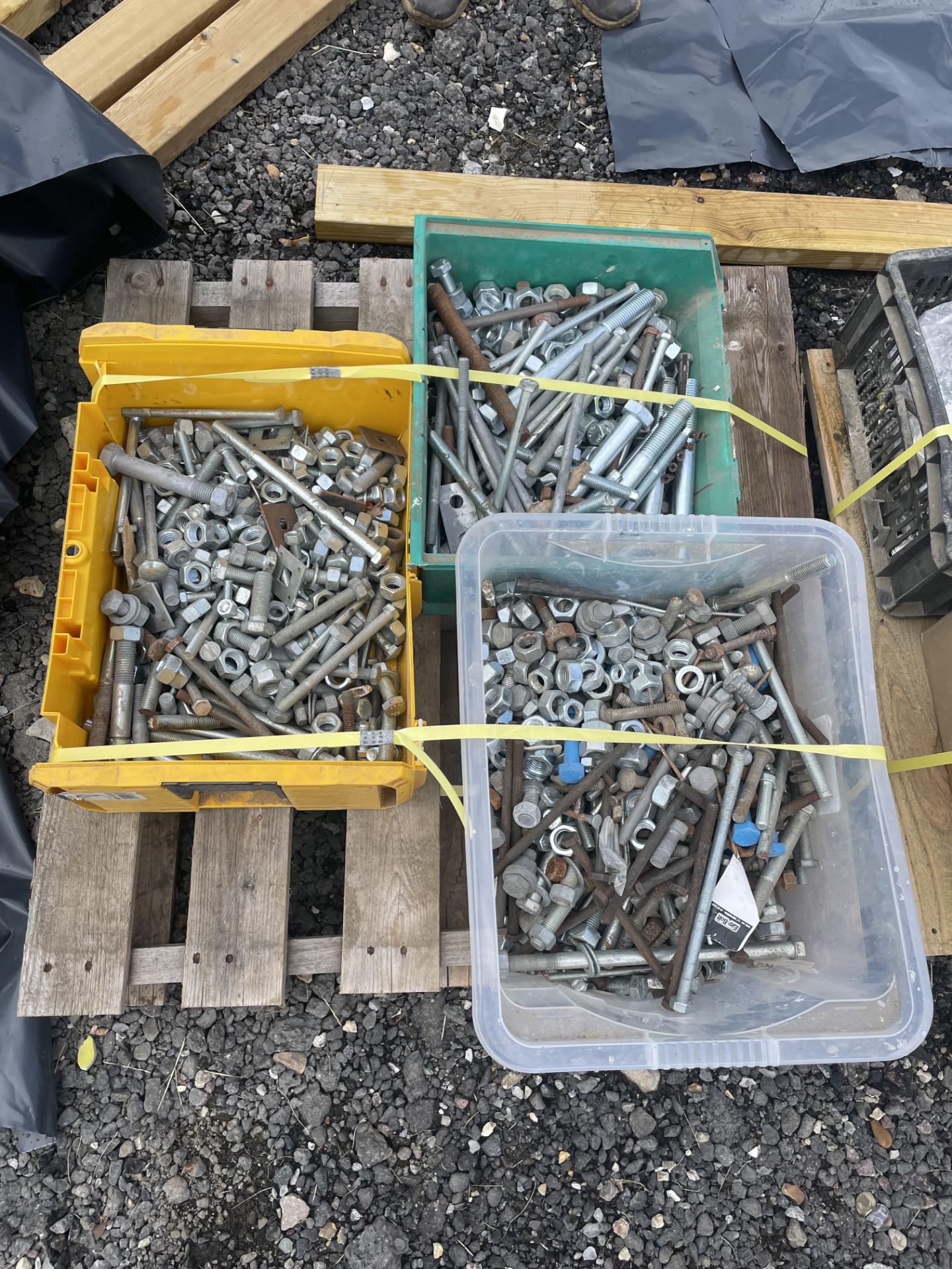 Quantity of Nuts and Bolts