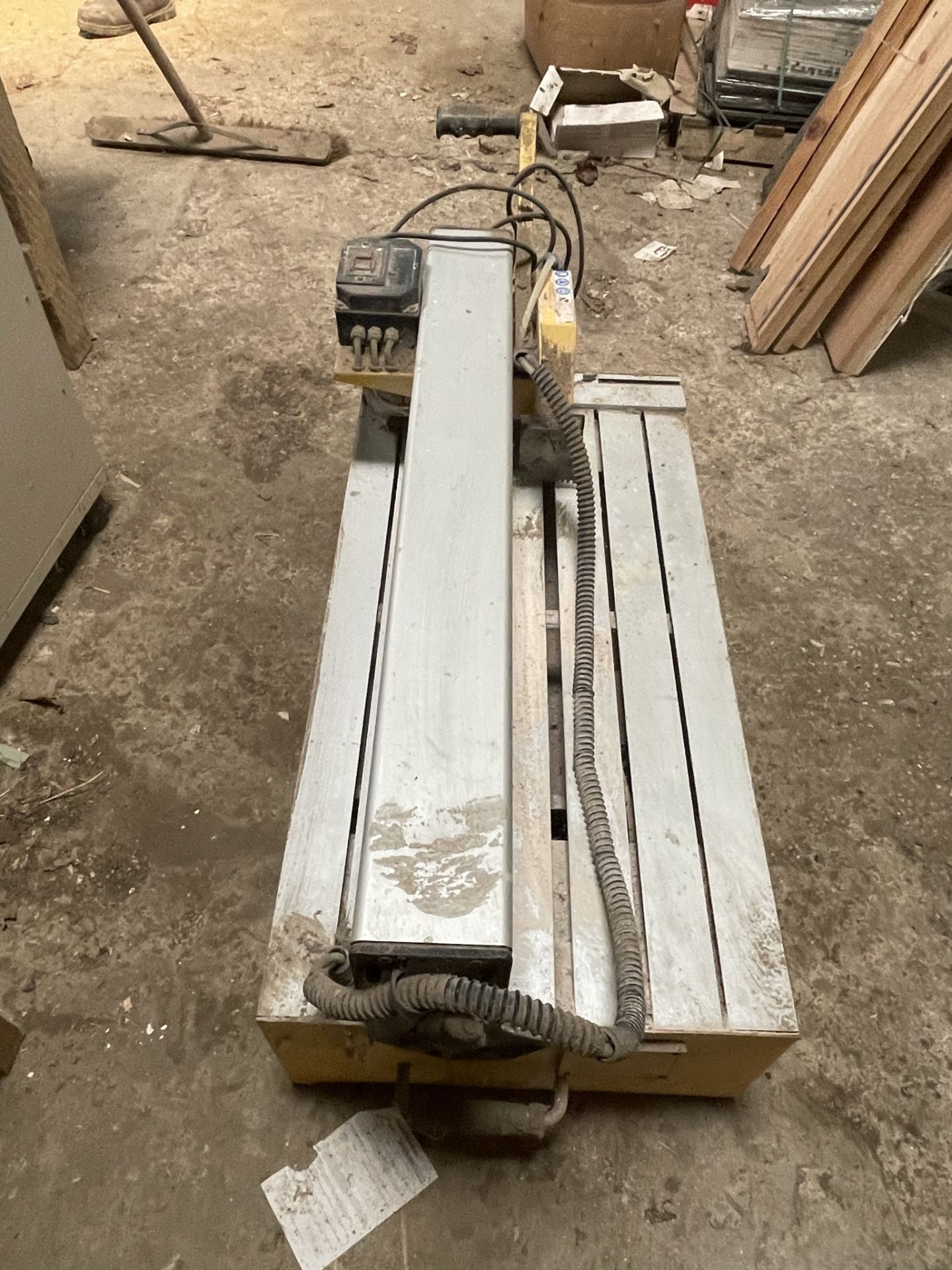 240V Tile Saw QEP (2008) Q83200 - Image 3 of 4