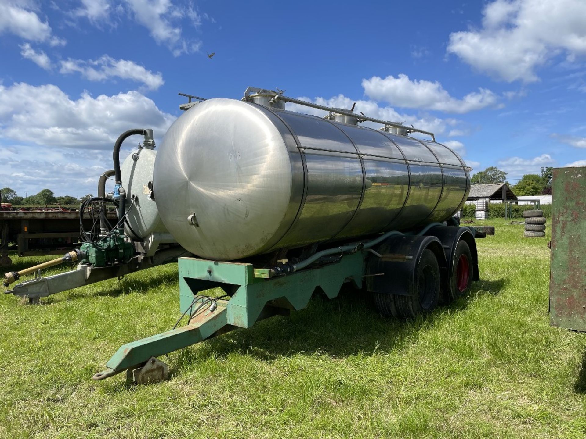 Trailed Bulk Trailer with Honda Engine