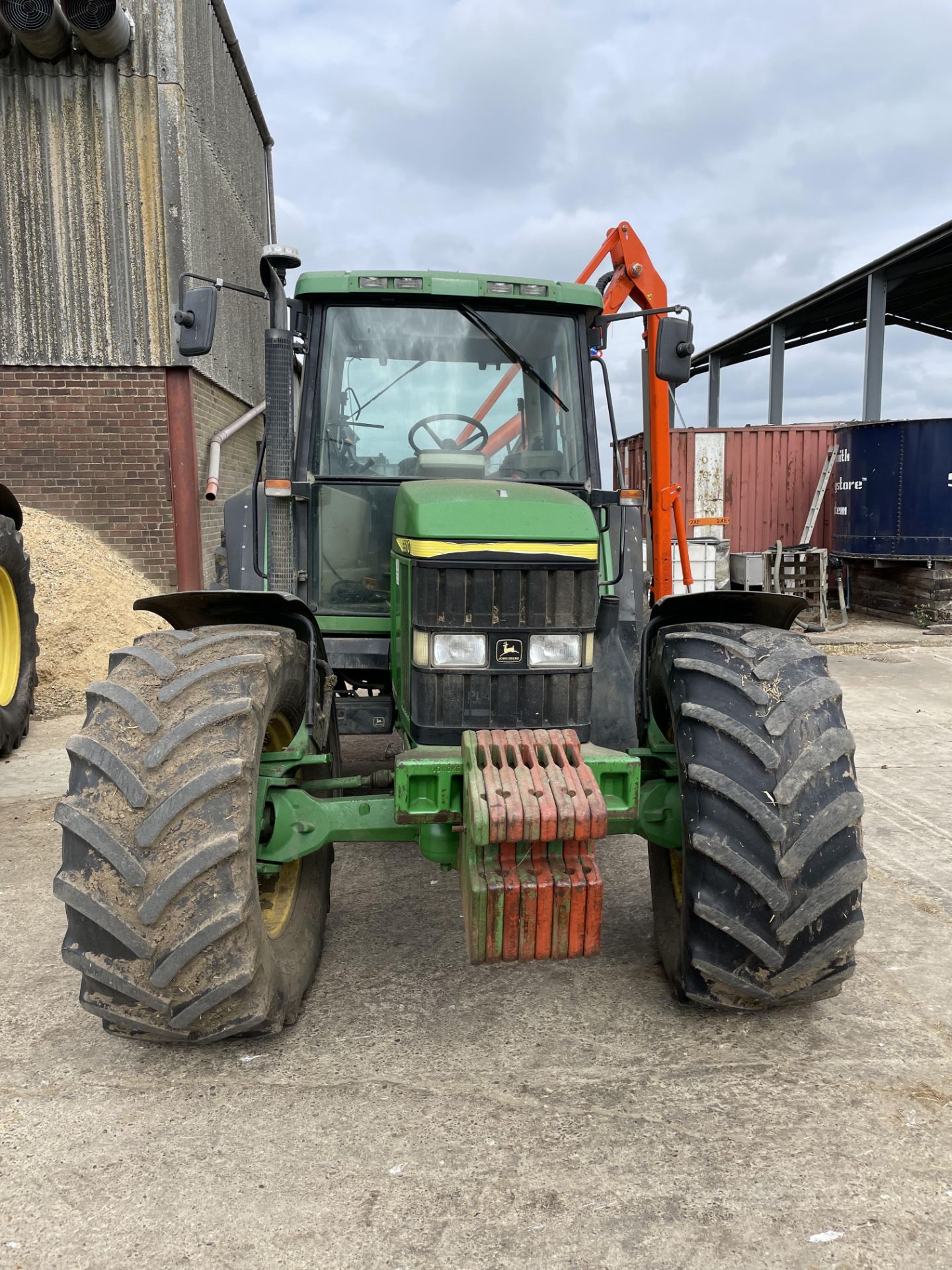 2001 John Deere 6910 4wd Tractor, approx 12,286 hours, Reg No. - Image 7 of 10