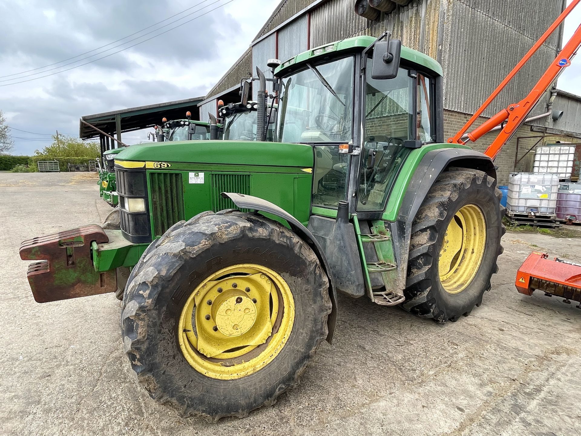 2001 John Deere 6910 4wd Tractor, approx 12,286 hours, Reg No. - Image 2 of 10