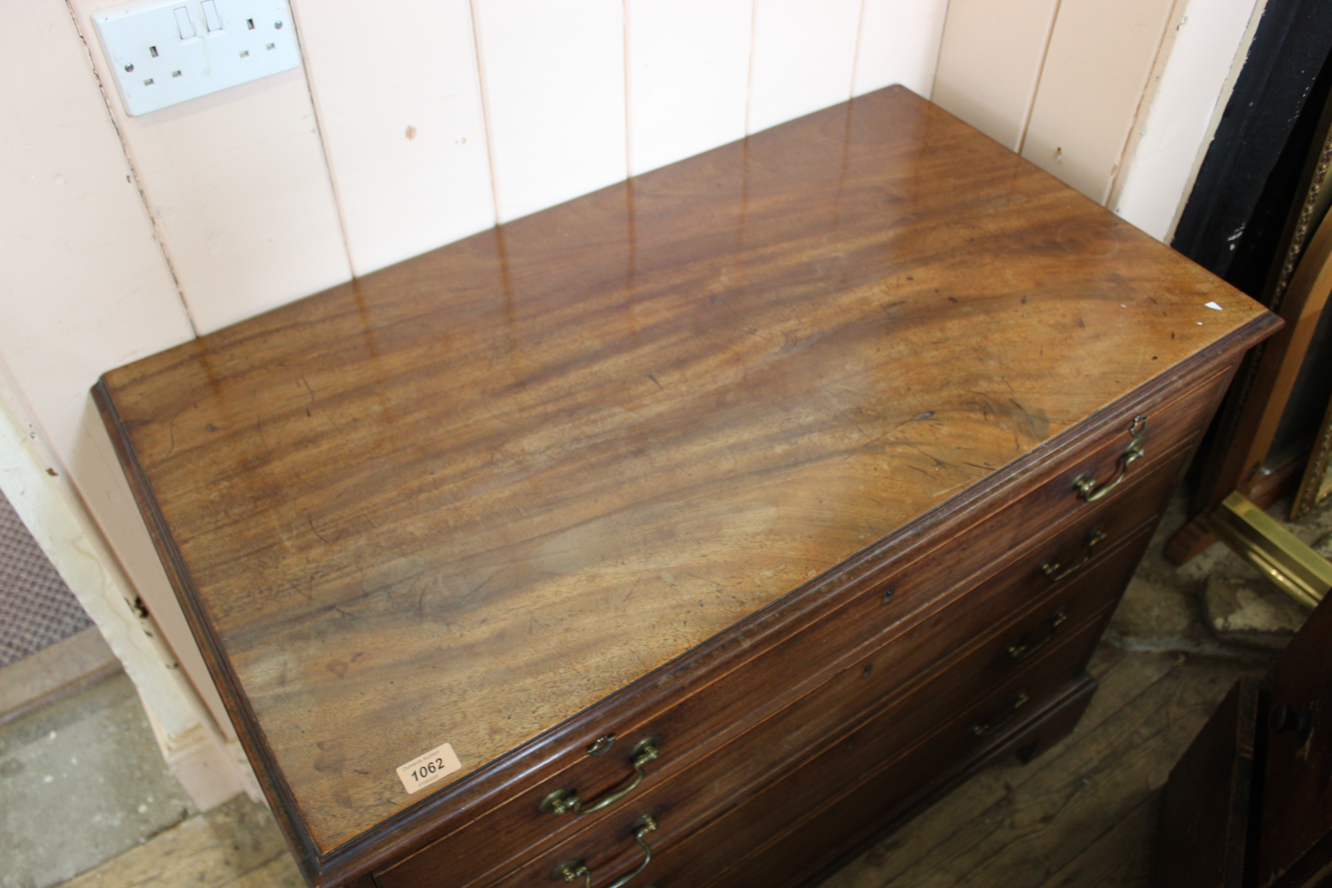 A good quality George III mahogany slide chest of drawers, approx. - Image 2 of 3