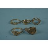 Five 9ct gold rings in various styles (most are as found),
