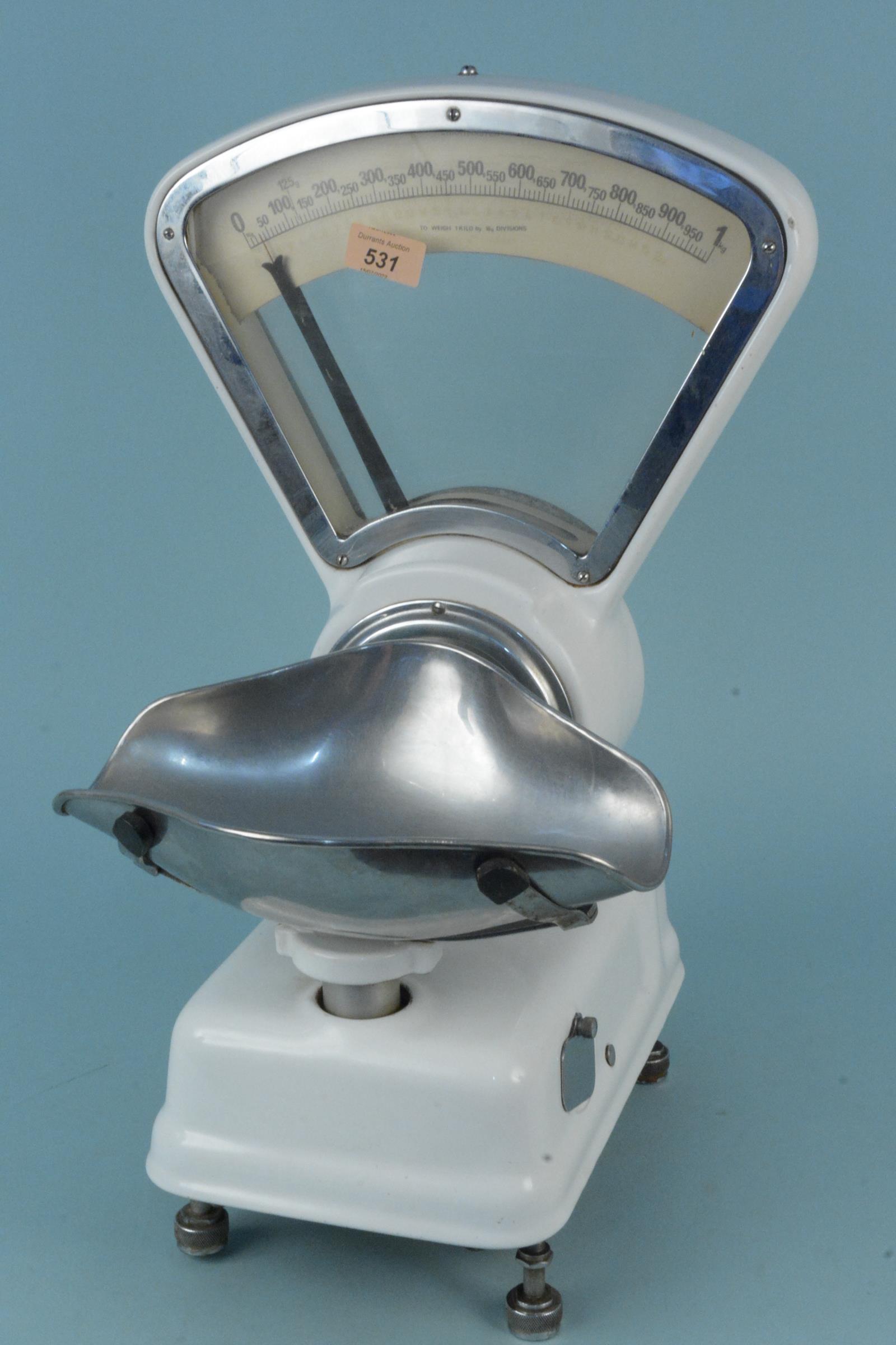 A set of vintage Avery shop scales