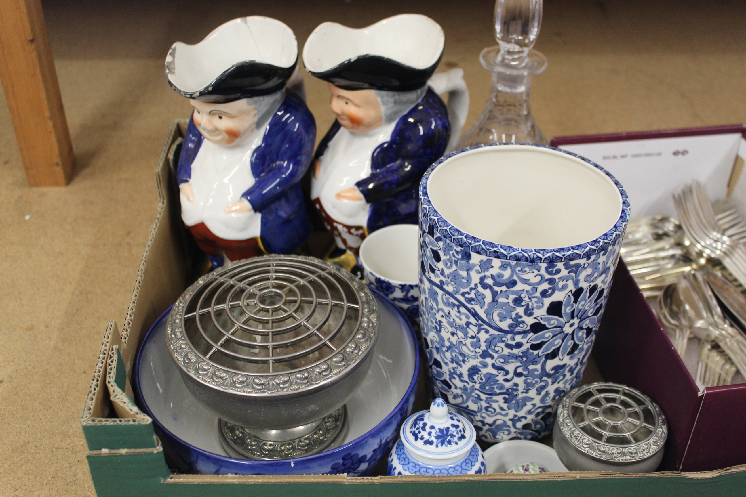 A mixed box of items including a pair of Staffordshire Toby jugs, blue and white china, - Image 3 of 3