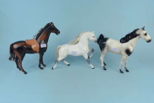 A boxed Western Barbie Four Wheel Drive Horse Trailer and horses - Image 2 of 3