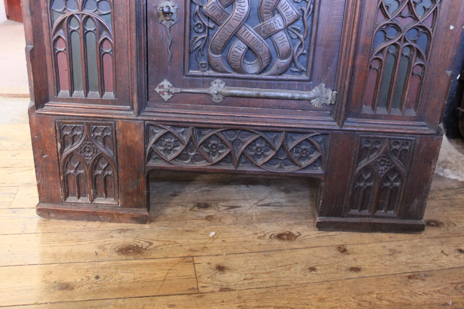 A mid 19th Century oak Gothic Revival cupboard in the manner of A.W.N Pugin. - Image 18 of 18