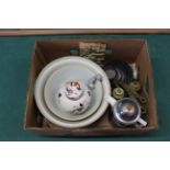 A mixed box of items including two large vintage mixing bowls, Masons lidded jar,