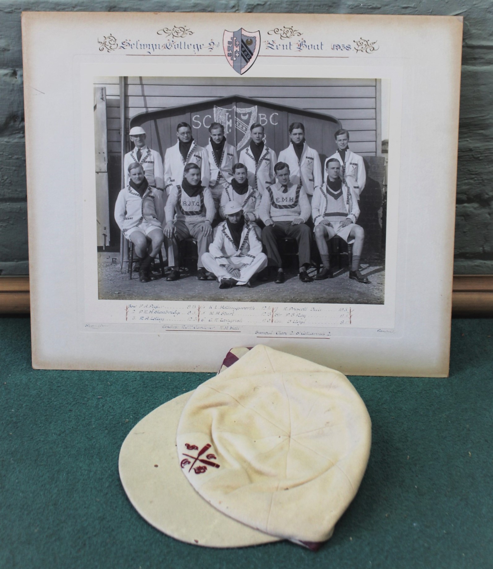 A photograph of Selwyn College (Cambridge University) 2nd Lent Boat 1938,