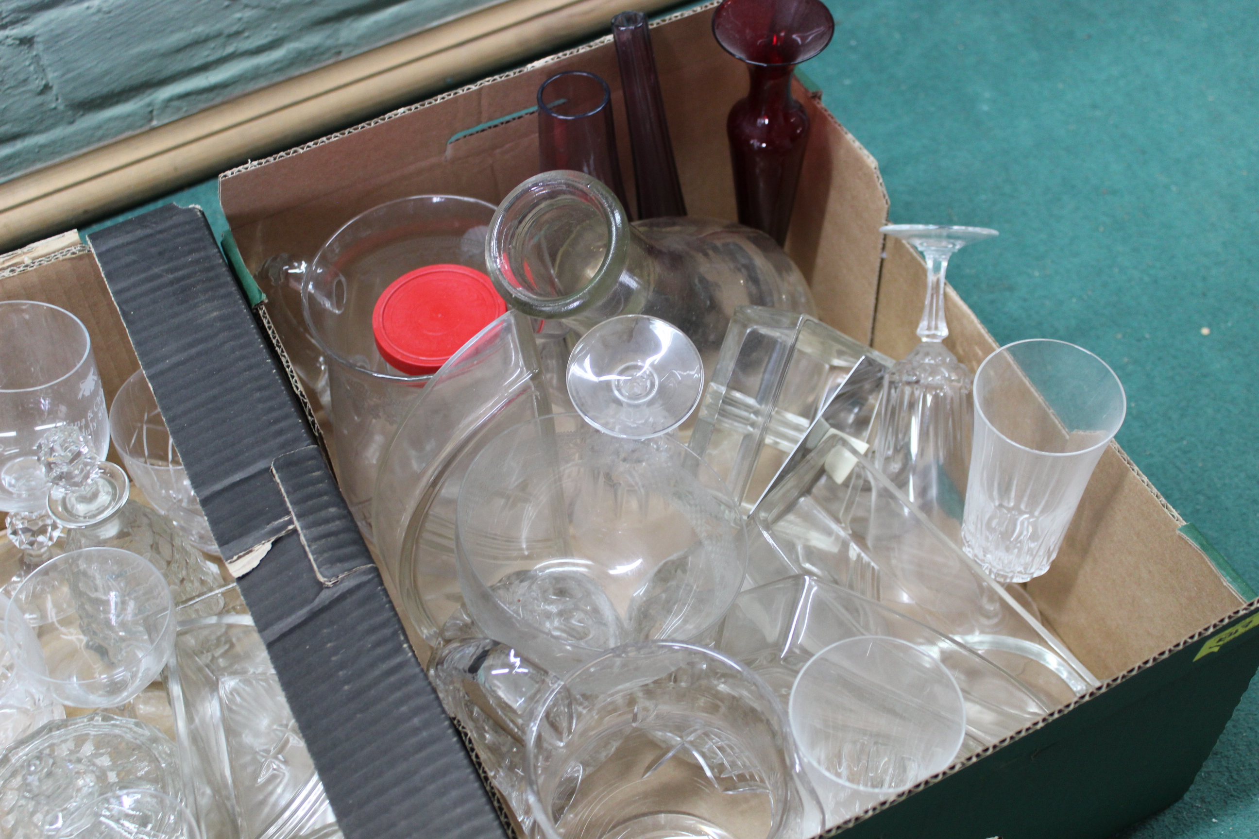 A box and a half of mixed glassware - Image 3 of 3