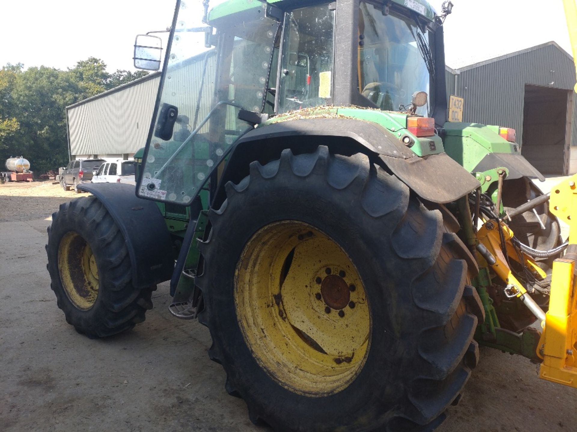 1999 John Deere 6910 4wd Tractor, 10,026 hours, Reg: T432 OCL, c/w front link, TLS air suspension, - Image 3 of 7