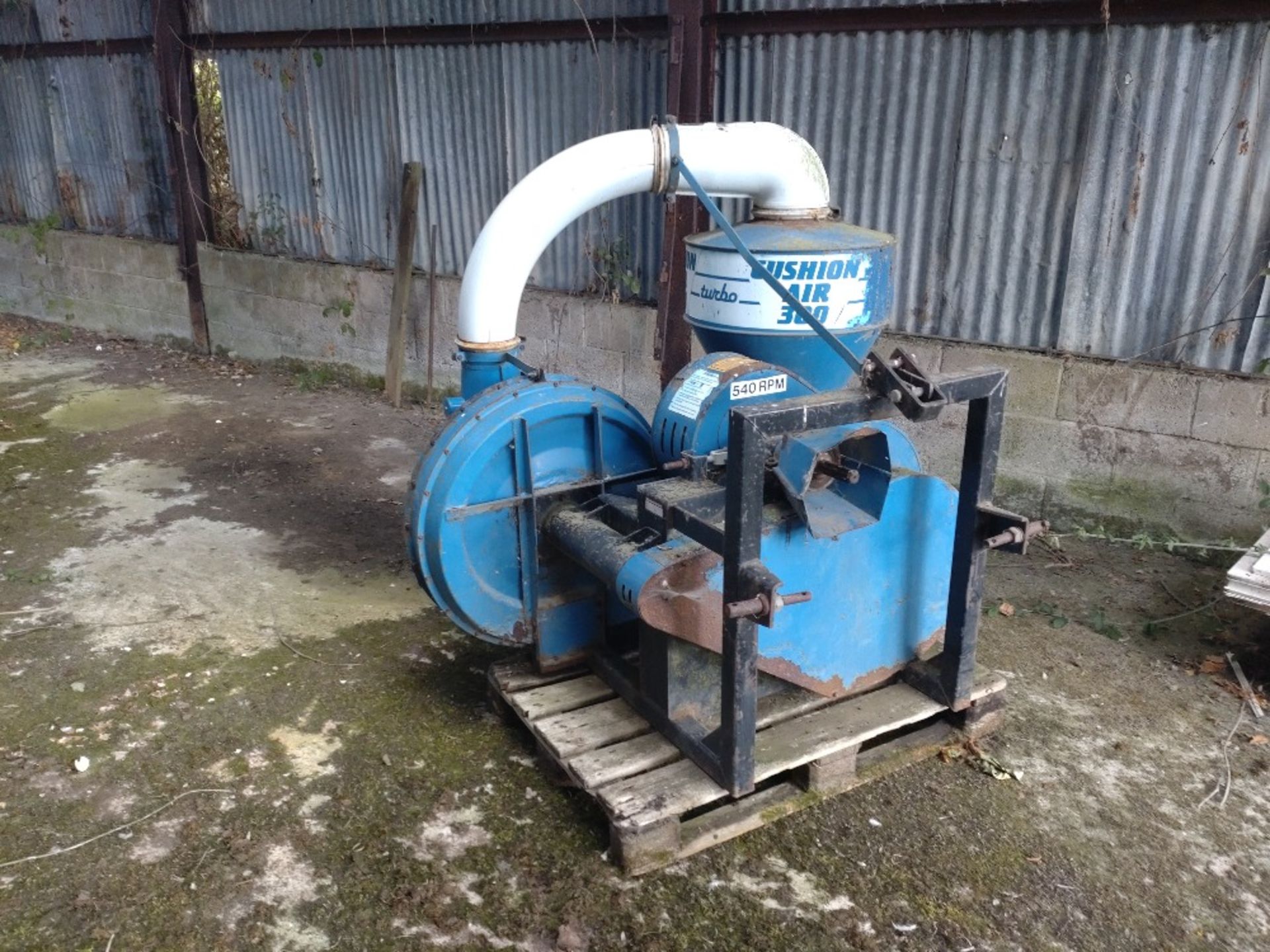 Kongskilde cushion air 300 PTO driver blower