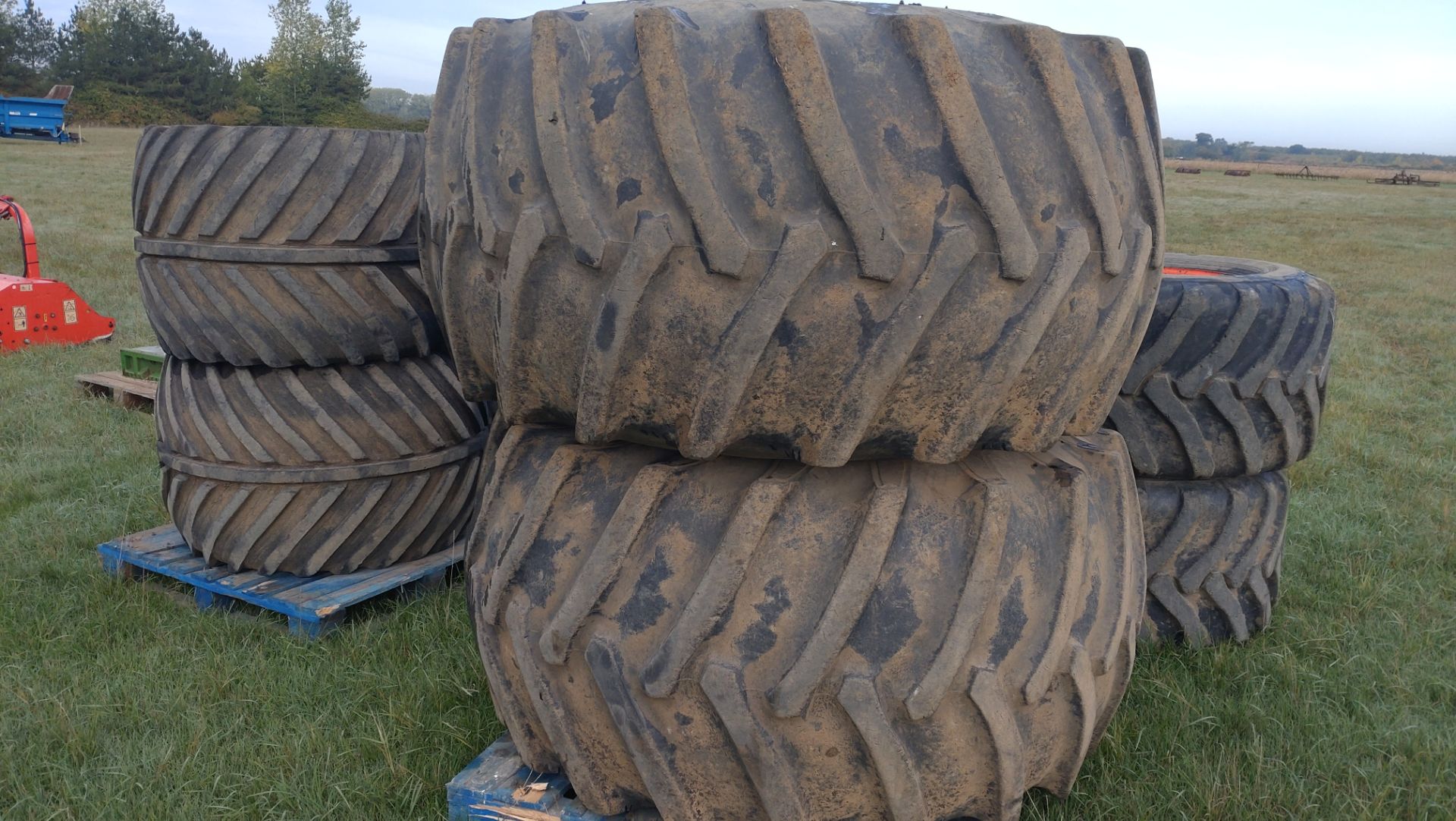 2 x Terra tyres 67 x 34.