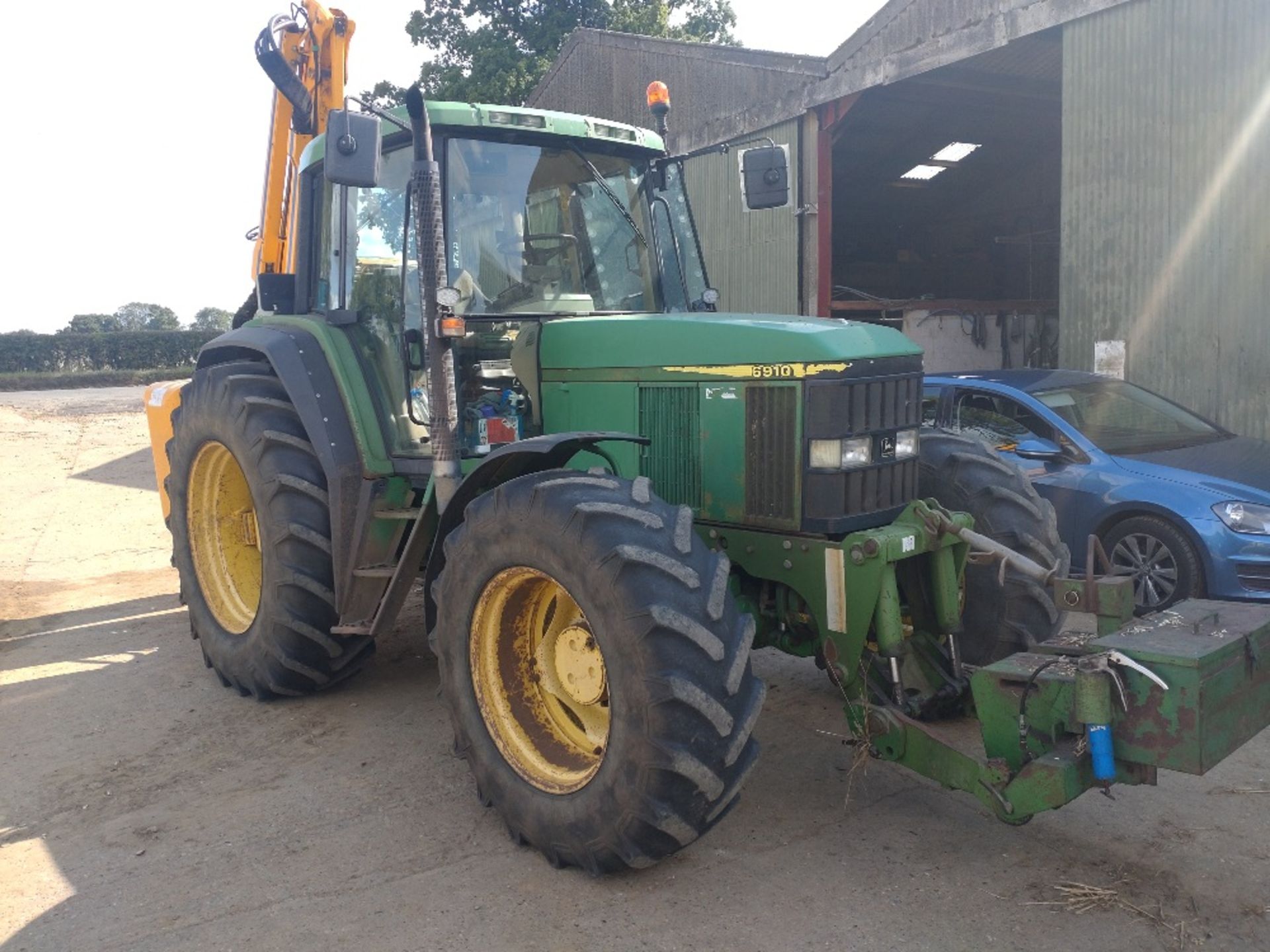 1999 John Deere 6910 4wd Tractor, 10,026 hours, Reg: T432 OCL, c/w front link, TLS air suspension,