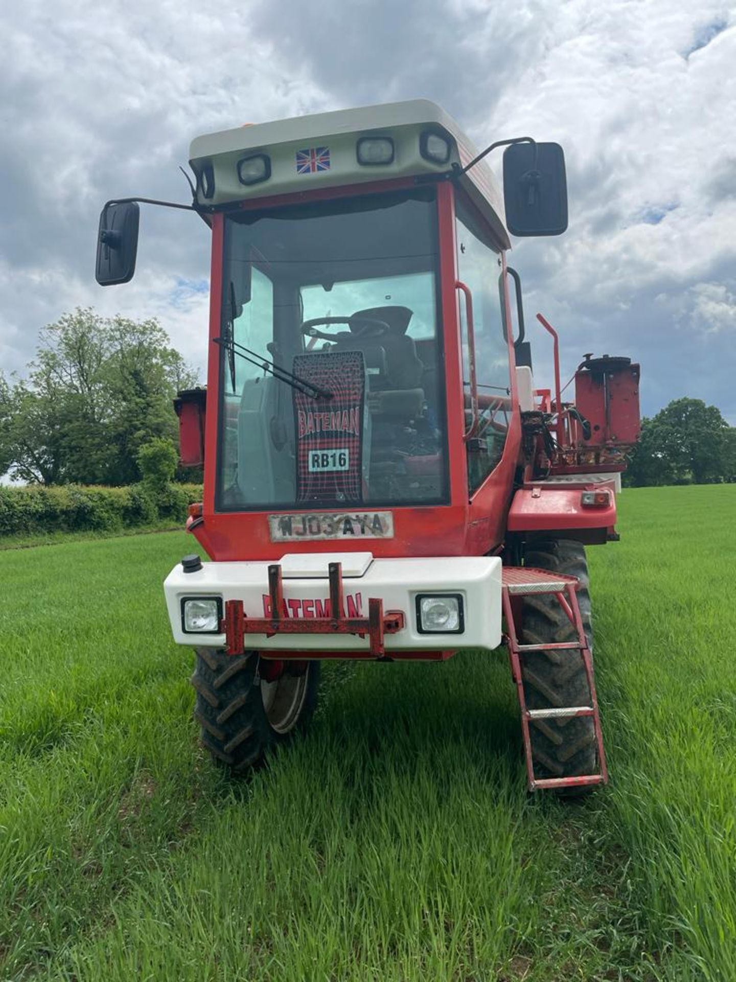 Bateman RB16 sprayer, 2003, 2,500L tank, 24m contour booms, 1 spray line 2 nozzles, - Image 4 of 14