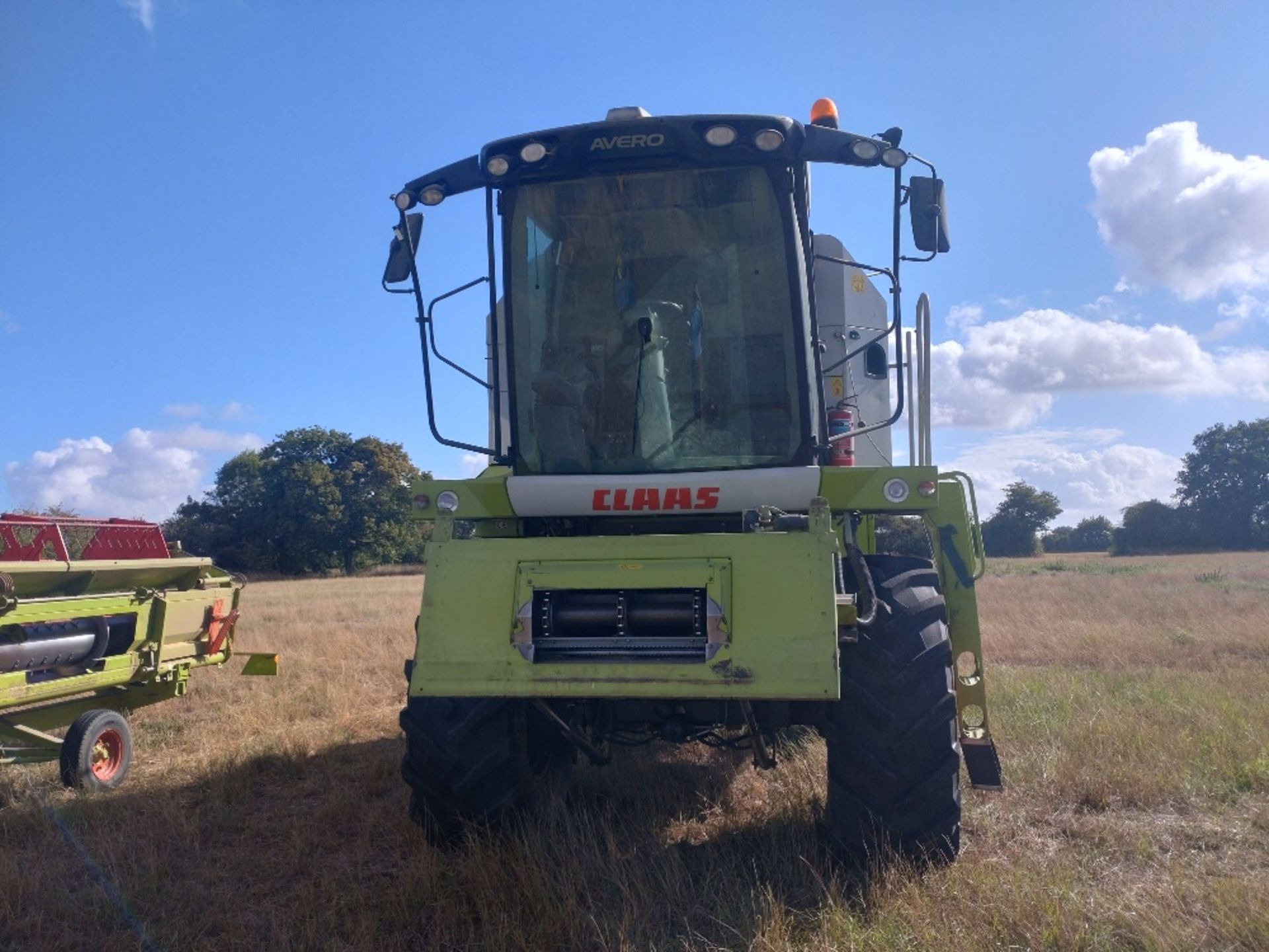 2009 Claas Avero 240 Combine with C490 Header, Reg: FX09 KUO, s/n 45100021,Ceres 800i Monitor, - Image 3 of 11