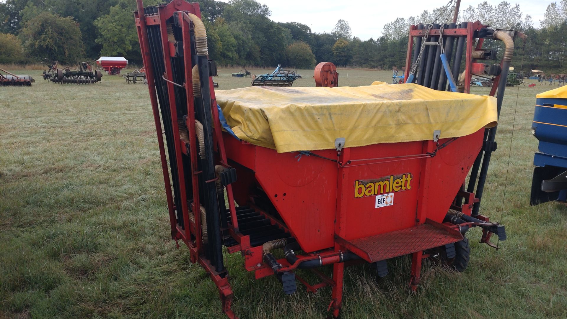 Bamlett pneumatic fertiliser spreader c/w avadex granular kit - Image 2 of 2