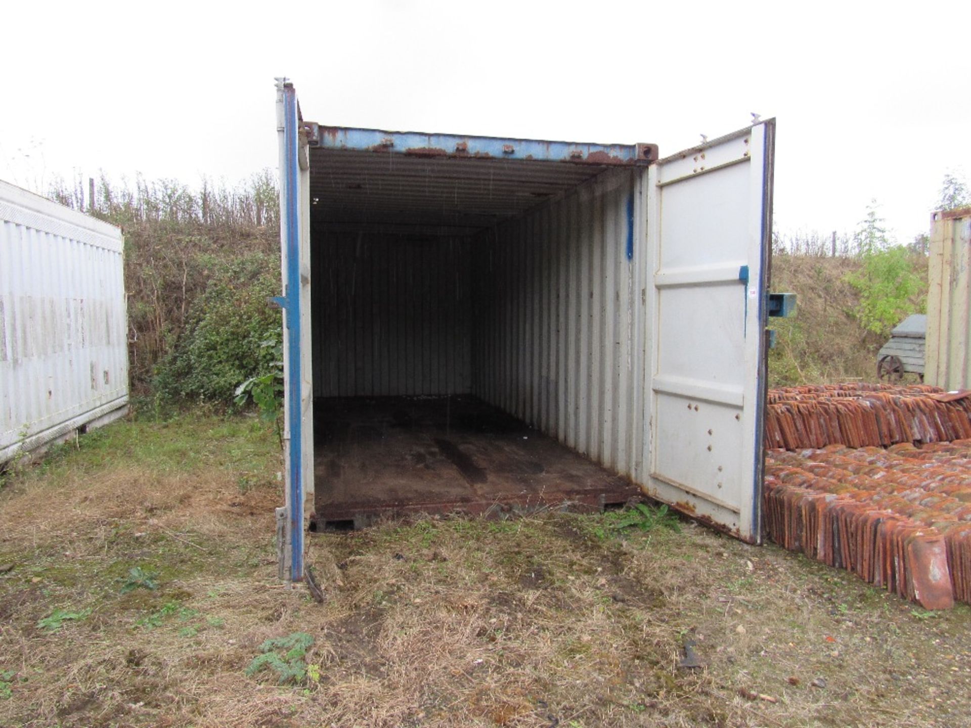 20ft Blue shipping container