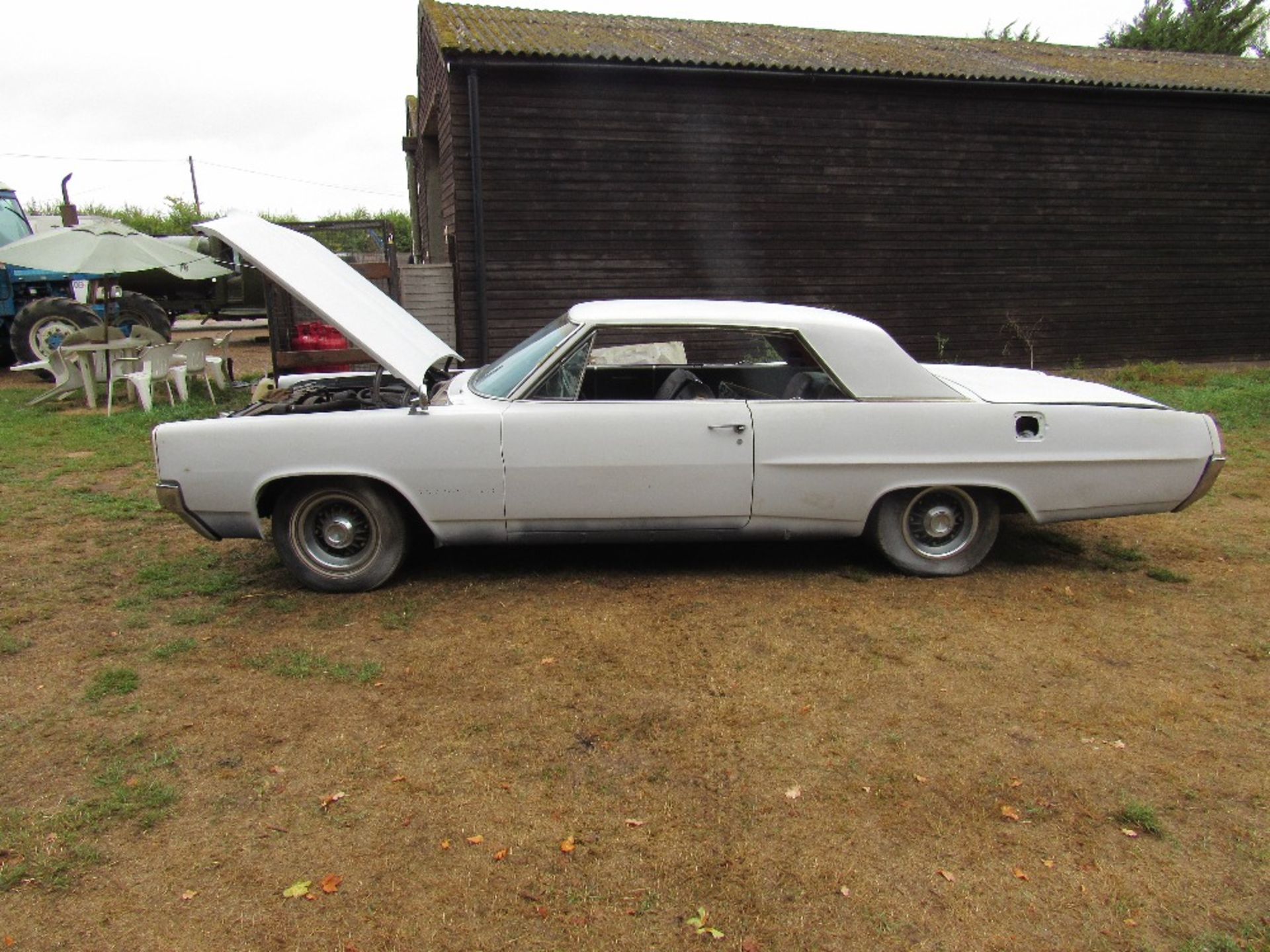 1964 Pontiac Grand Prix auto V8 petrol engine, stripped down bare metal, runs and drives,