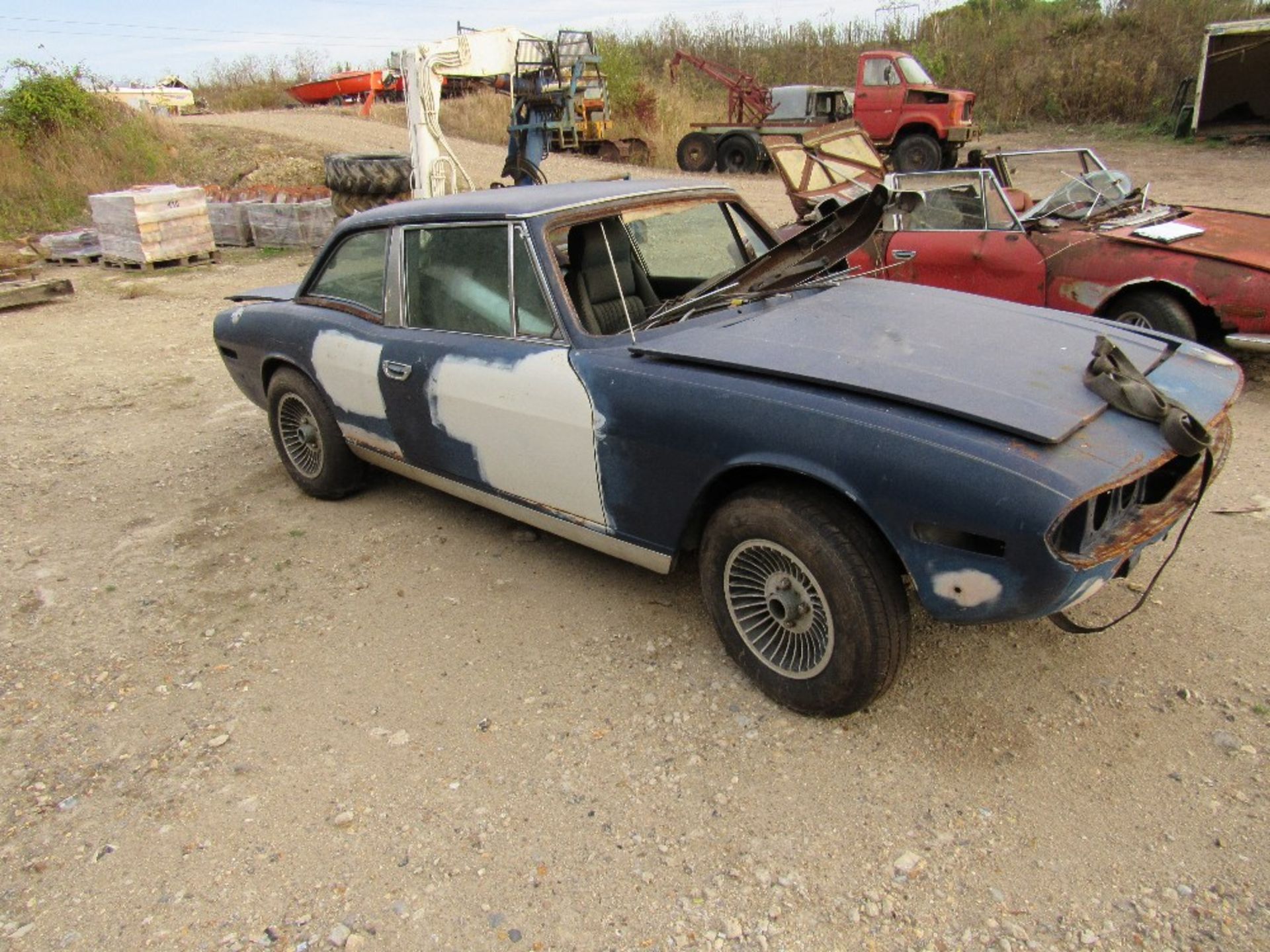 Triumph Stag with Triumph V8 engine, as found, left hand drive, good shell, - Image 2 of 3