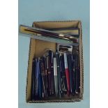 A large selection of vintage ink pens (conditions vary)