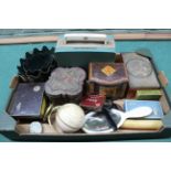 A mixed lot including vintage tins, a portable radio by 'K B Gaiety',