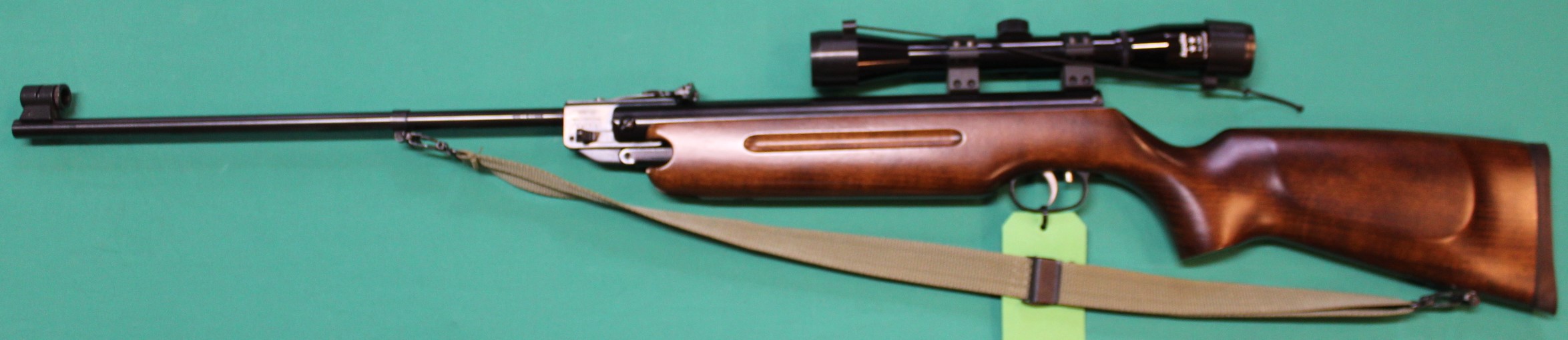 A Weihrauch HW35 .22 cal air rifle with 4x32 scope and sling, S/No. - Image 3 of 3