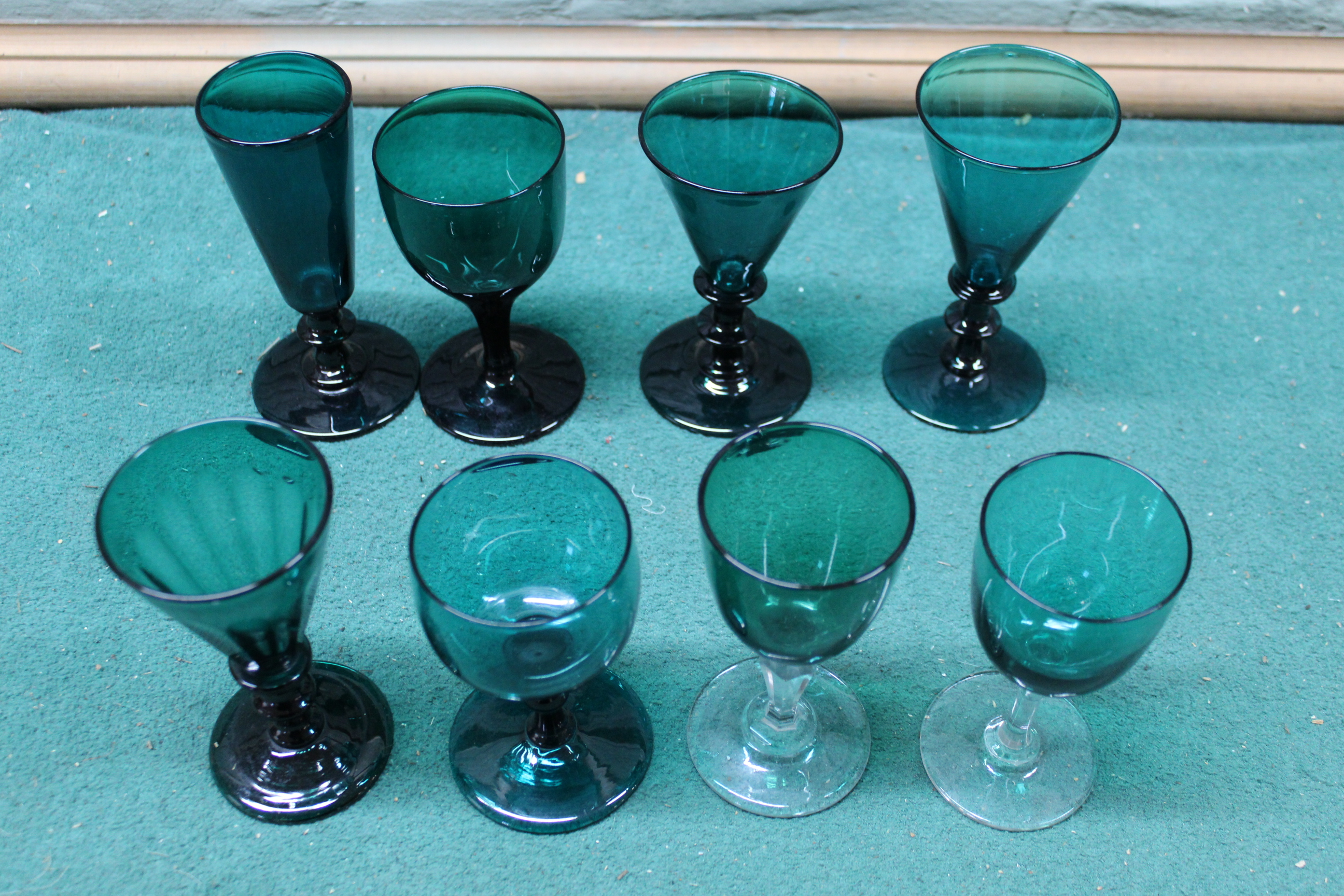 A selection of Victorian green glass including a small decanter plus various drinking glasses - Image 3 of 3