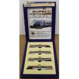 Dapol 'N' gauge 'Super Voyager' four car train set in country livery