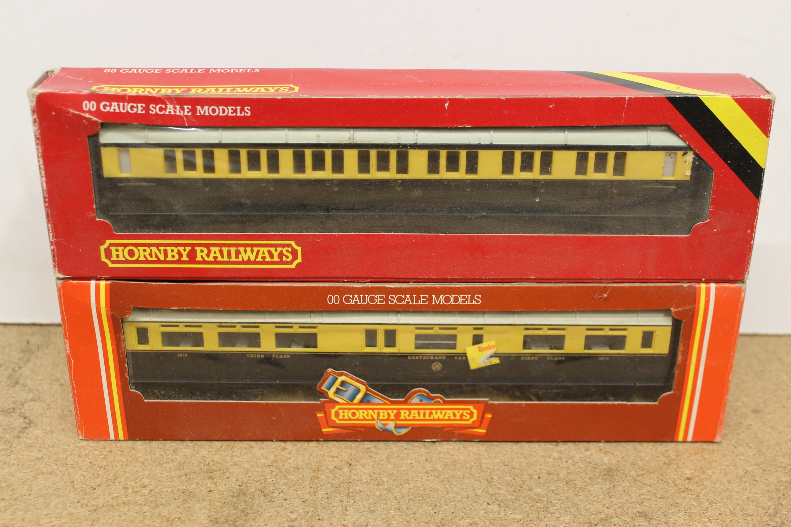 Various boxed Hornby railway accessories including bridges, wagons, - Image 2 of 3