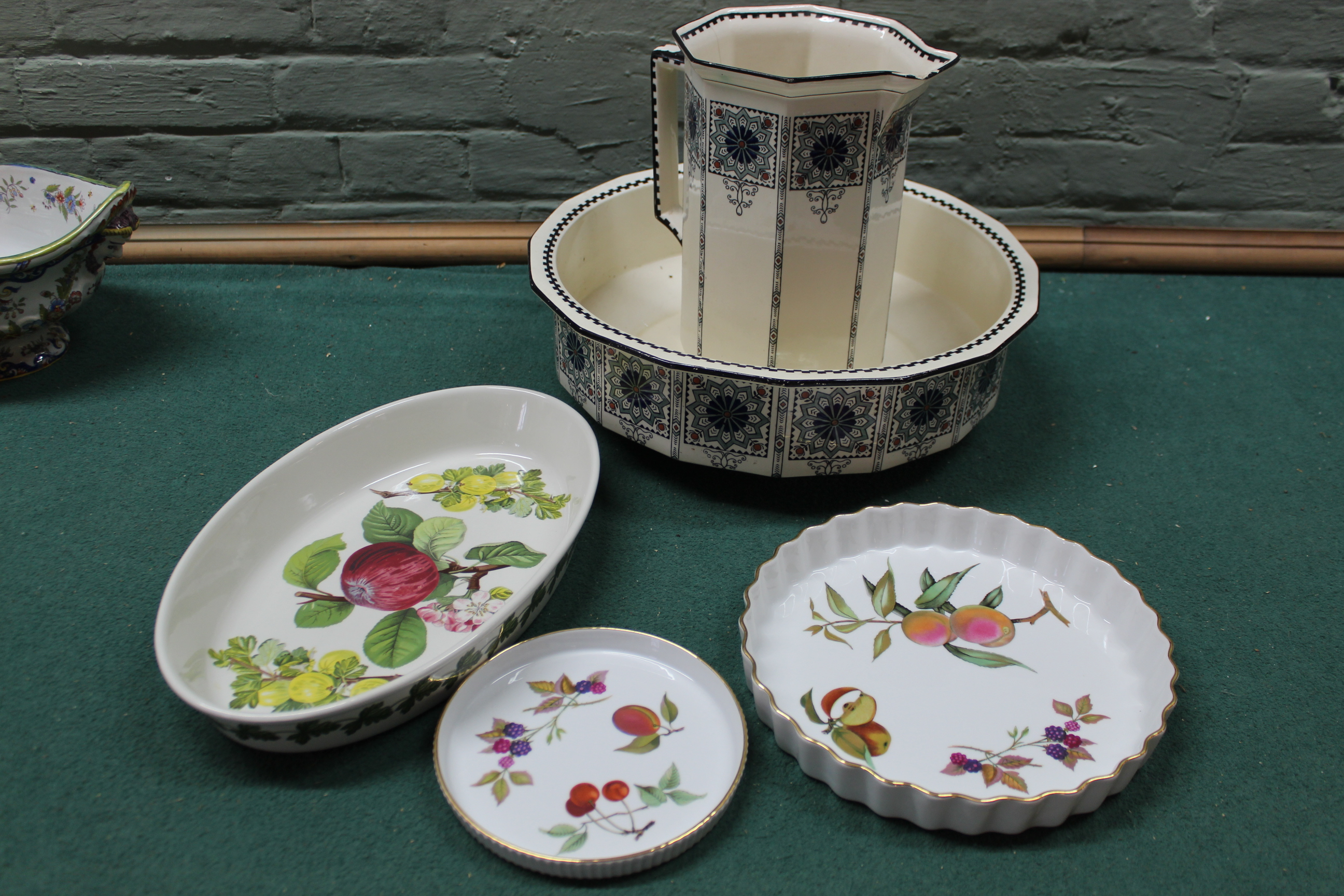 A Cauldon ware wash bowl and jug, a Portmeirion dish, two Worcester Evesham dishes, - Image 2 of 3