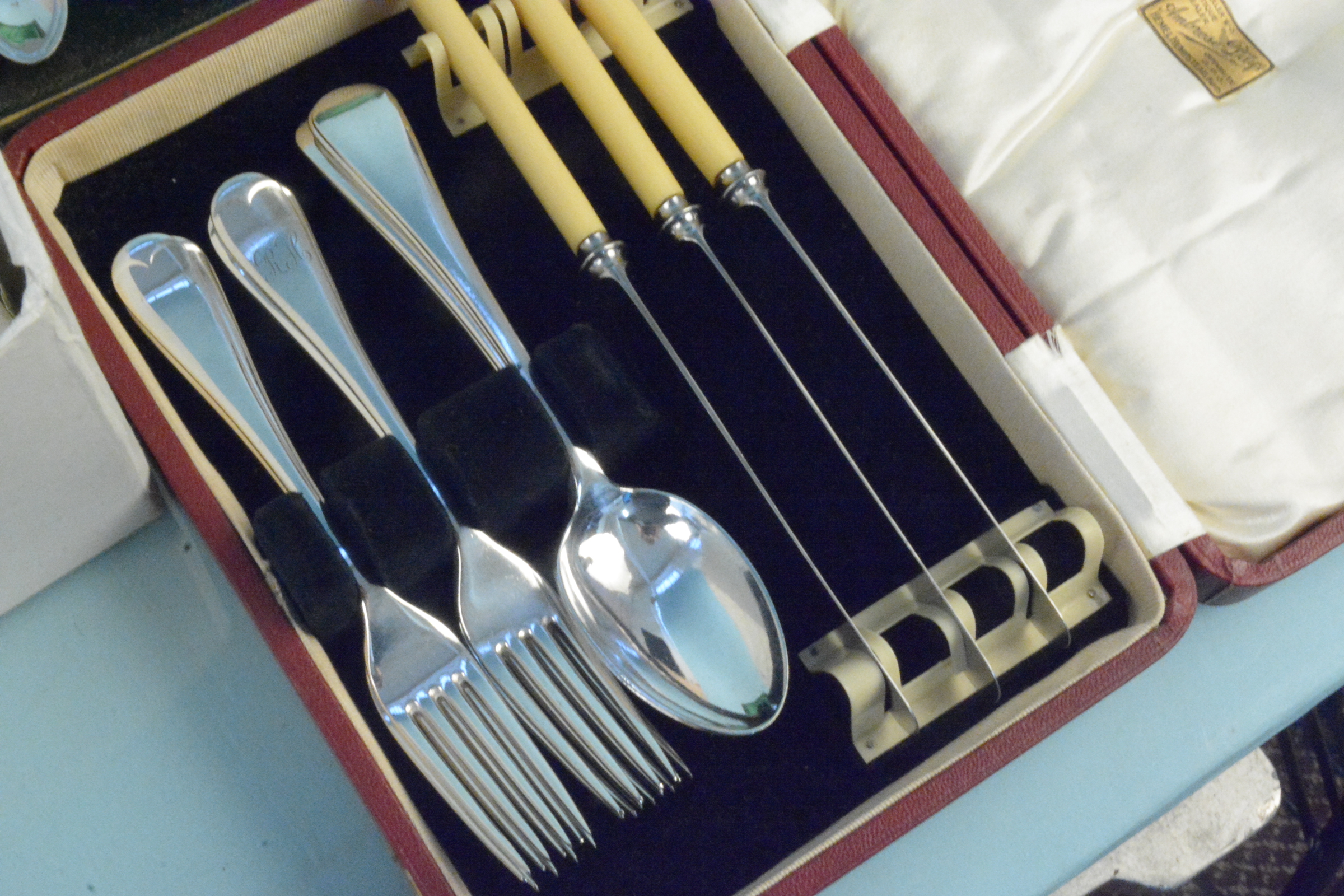 A quantity of silver plated cutlery including cased examples etc - Image 3 of 3