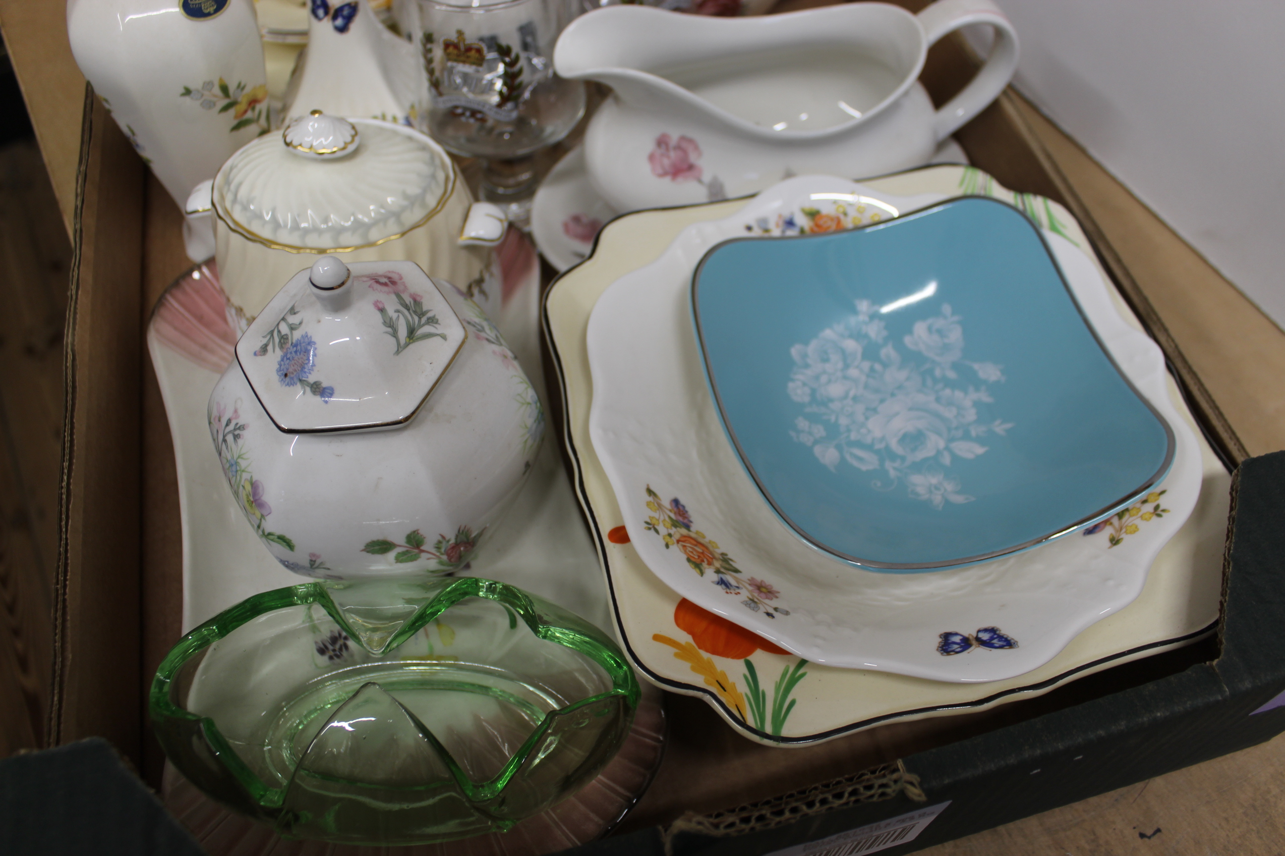 Various china to include a Royal Doulton gravy boat and dish, Crown Ducal bowl, - Image 3 of 3