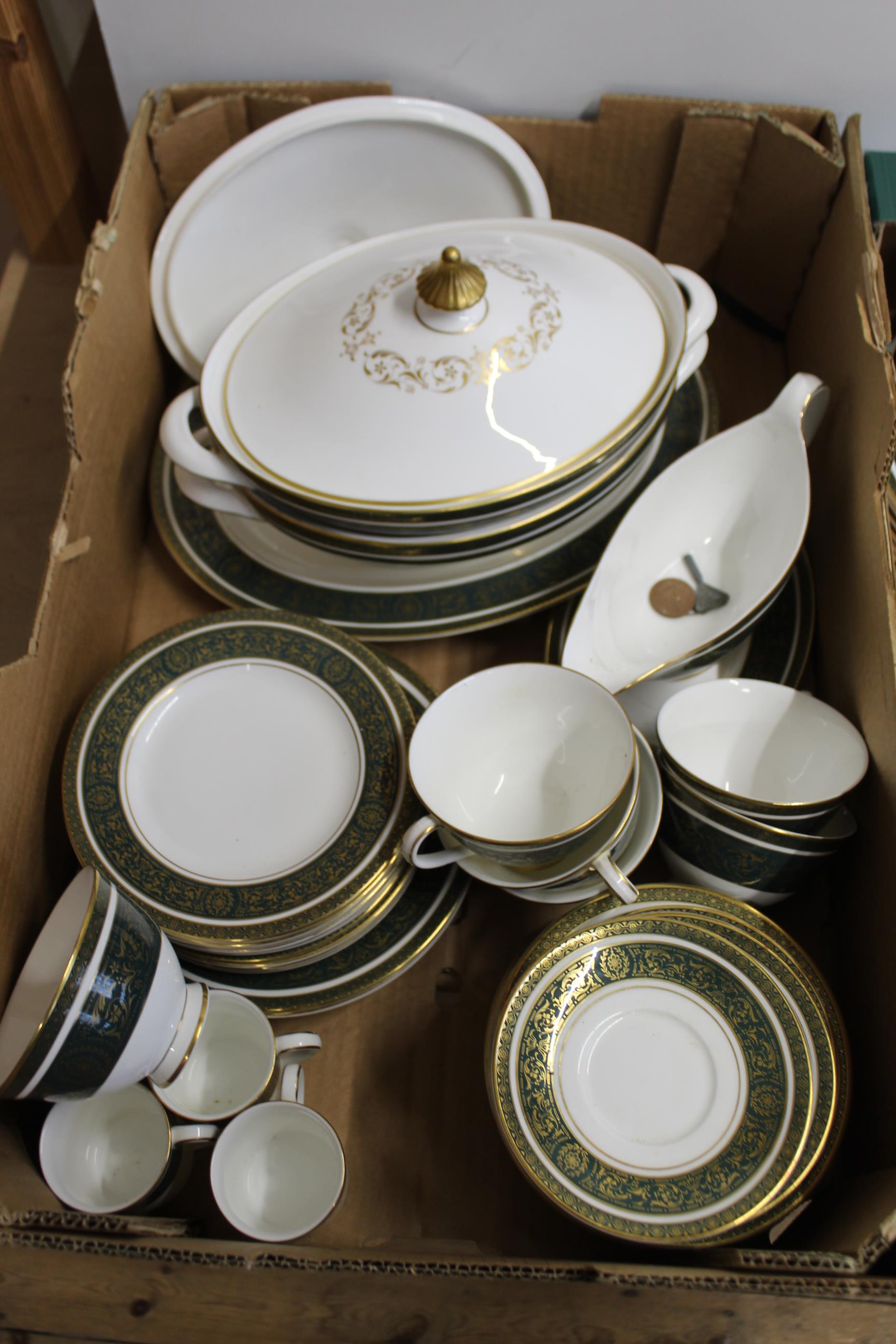 A Royal Doulton 'Vanborough' part dinner and tea service - Image 2 of 3