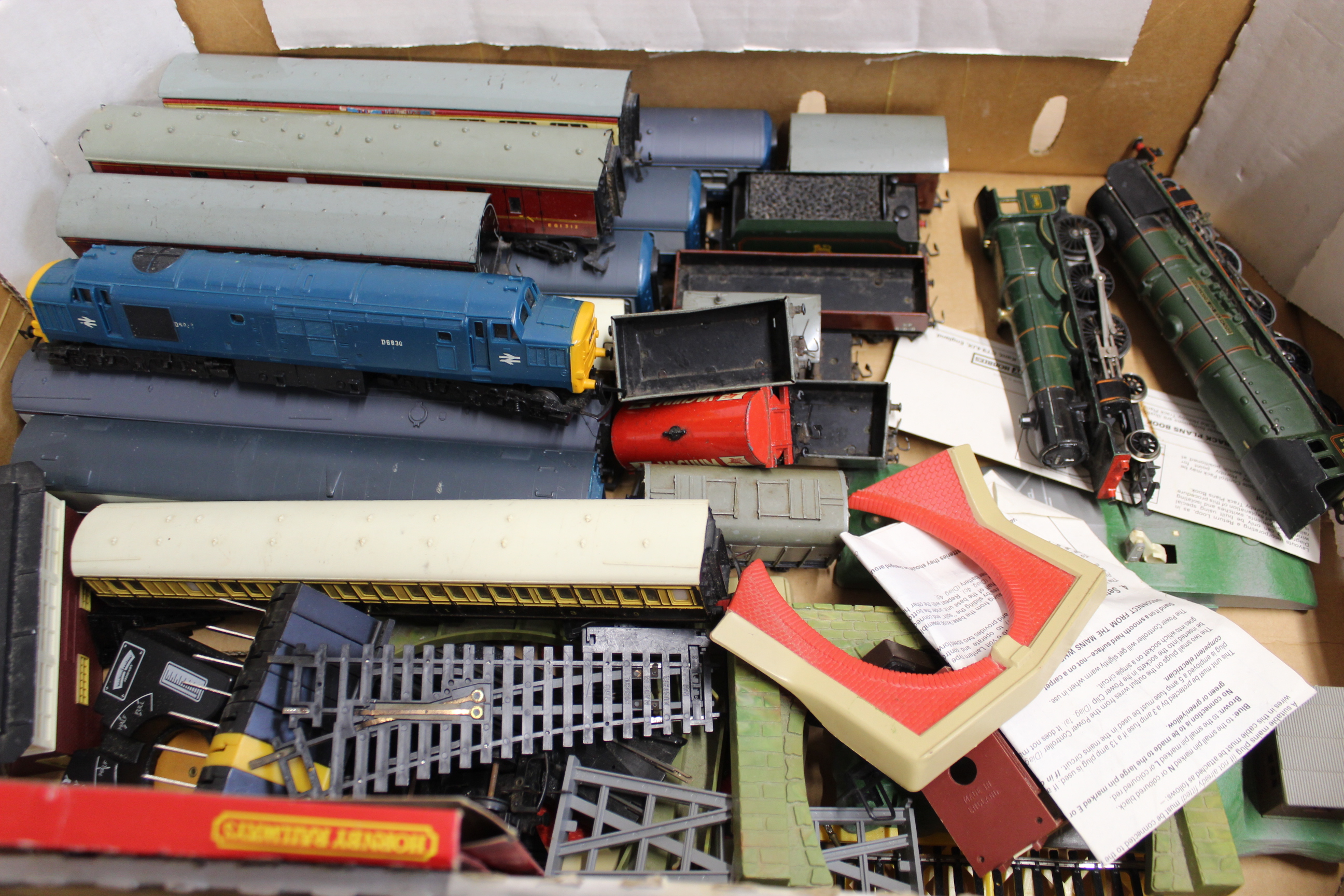 Two boxes of mixed vintage Hornby train sets and accessories including two engines, - Image 3 of 3