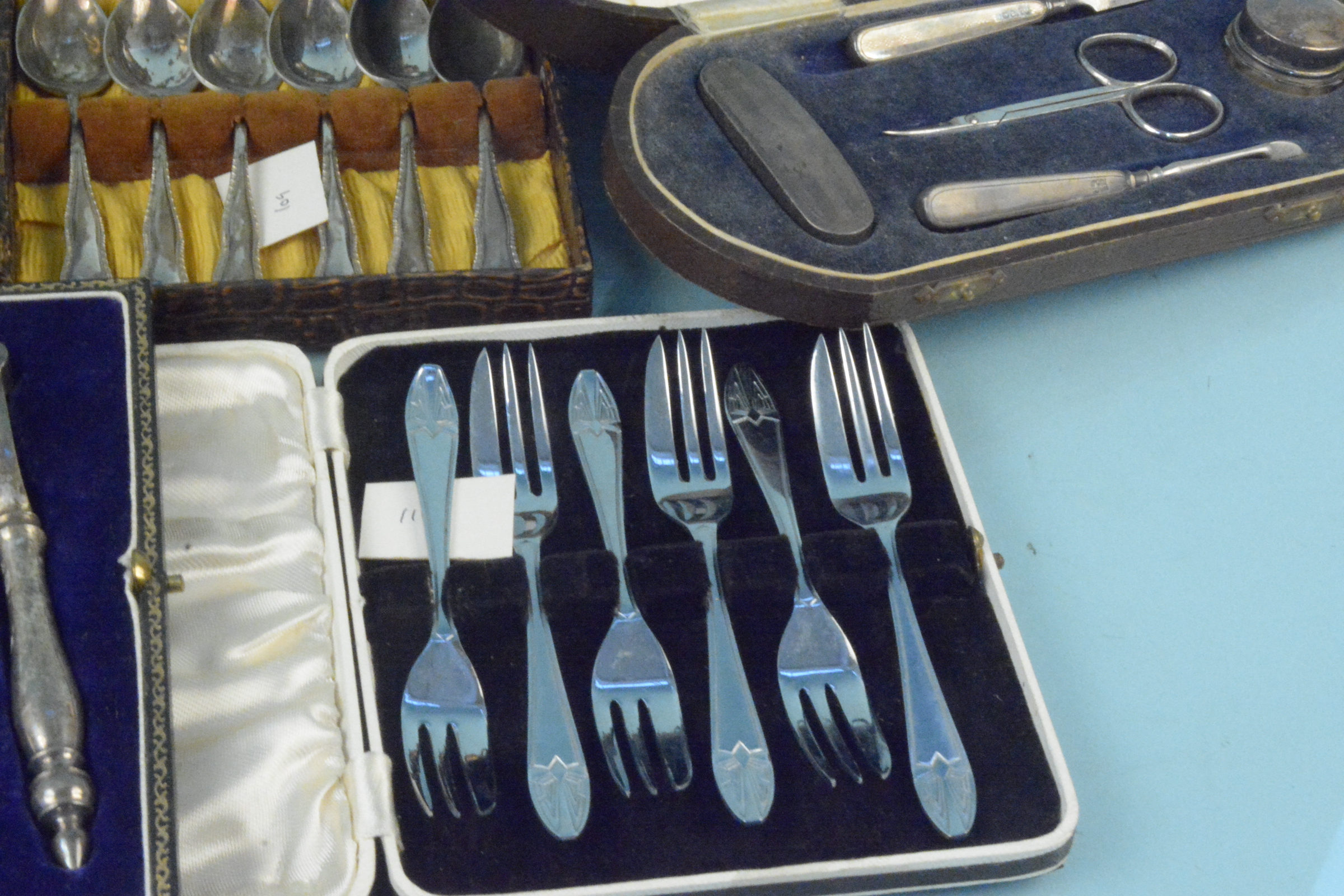 A cased silver mounted manicure set including buffer and lidded glass jar plus two cased sets of - Image 3 of 3