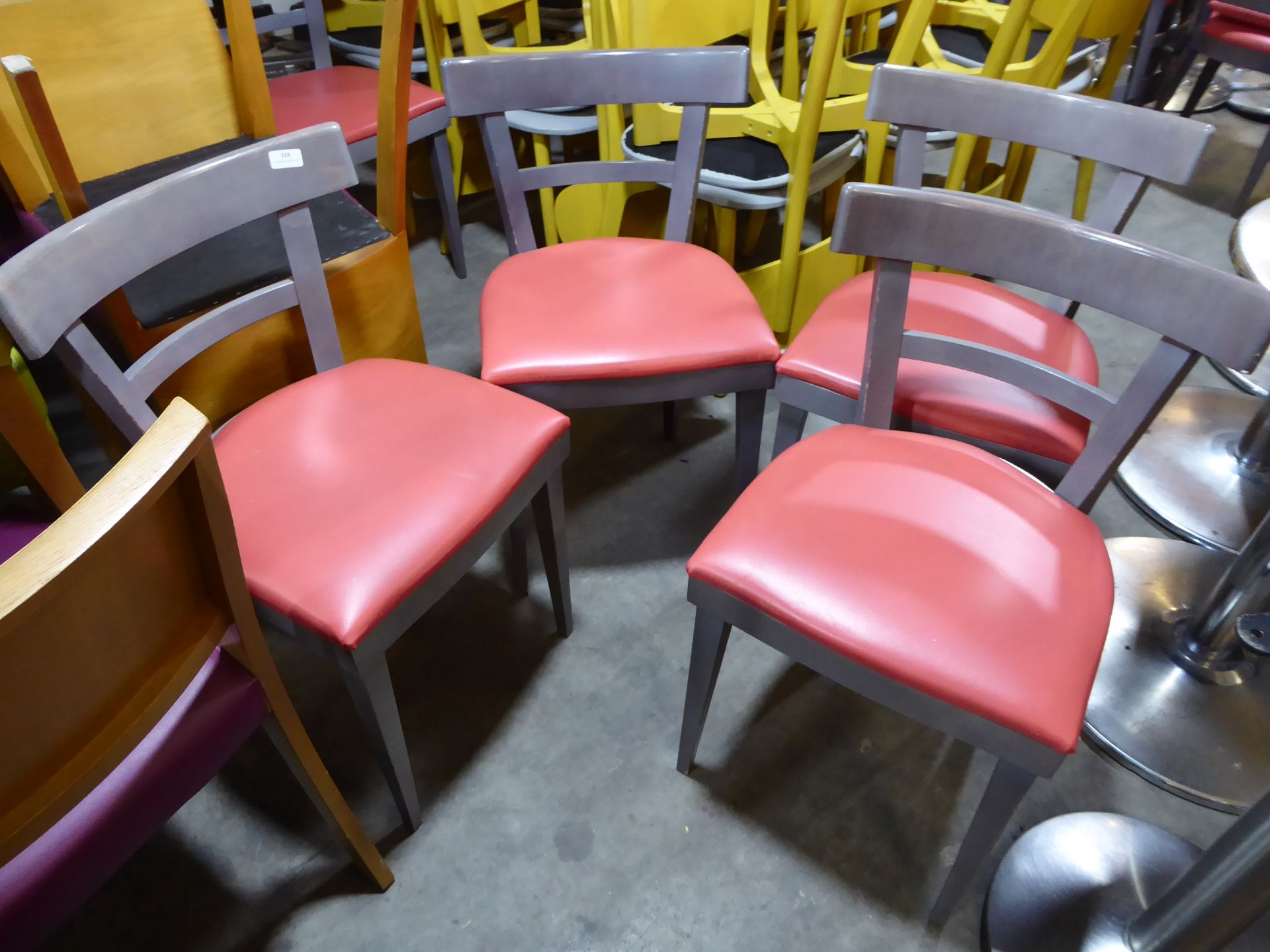 * 4 x grey frame chairs with pink upholstered seats - Image 3 of 3