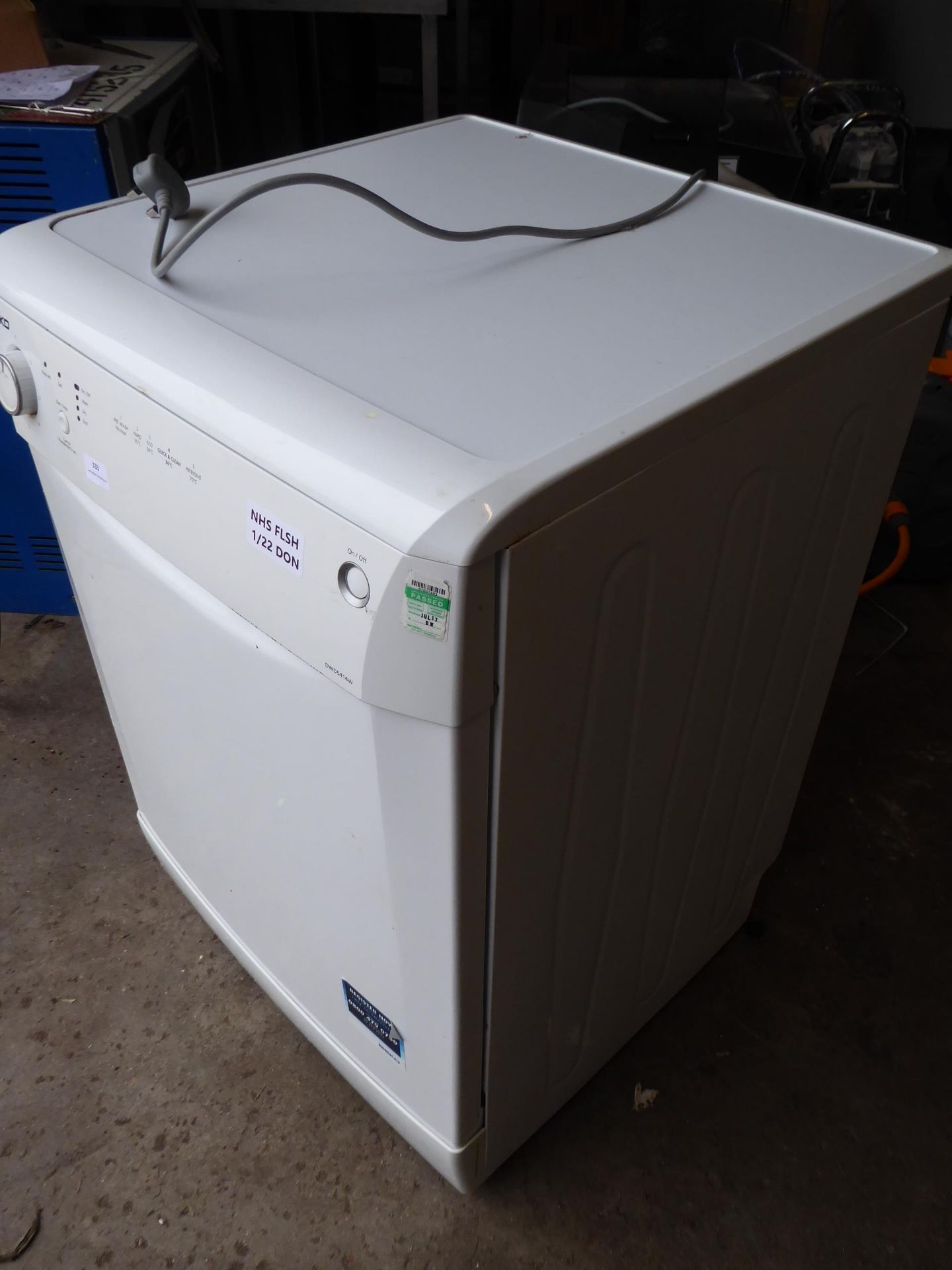 * Beko domestic dishwasher, in barely used condition - Image 2 of 3