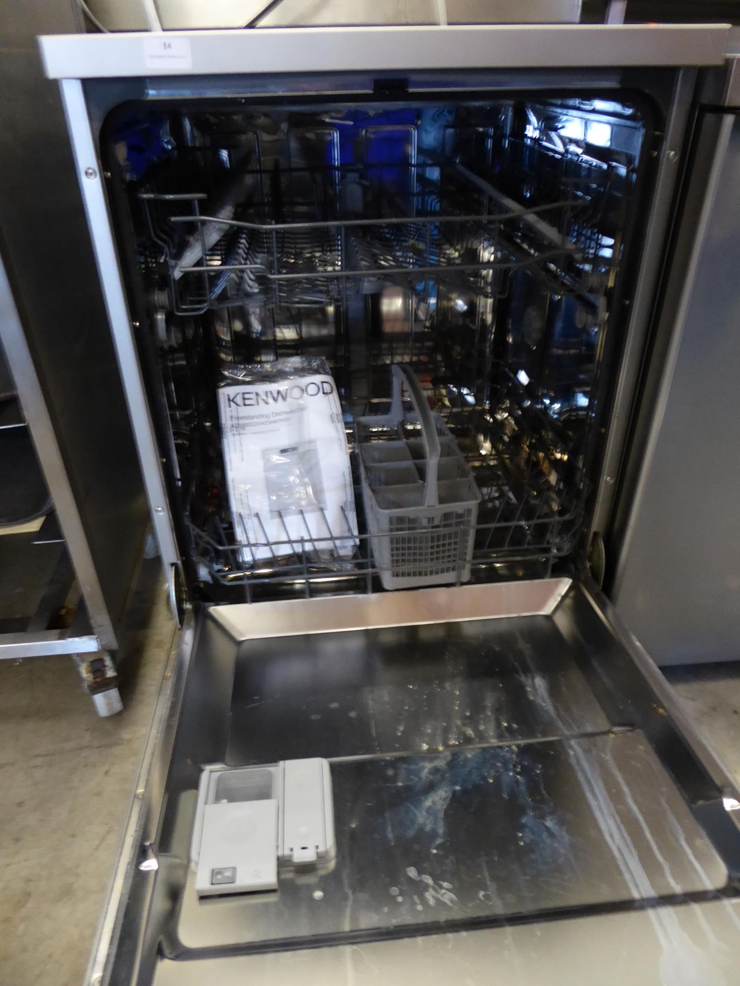 * Kenwood domestic dishwasher model kdw60 S20 - Image 3 of 3