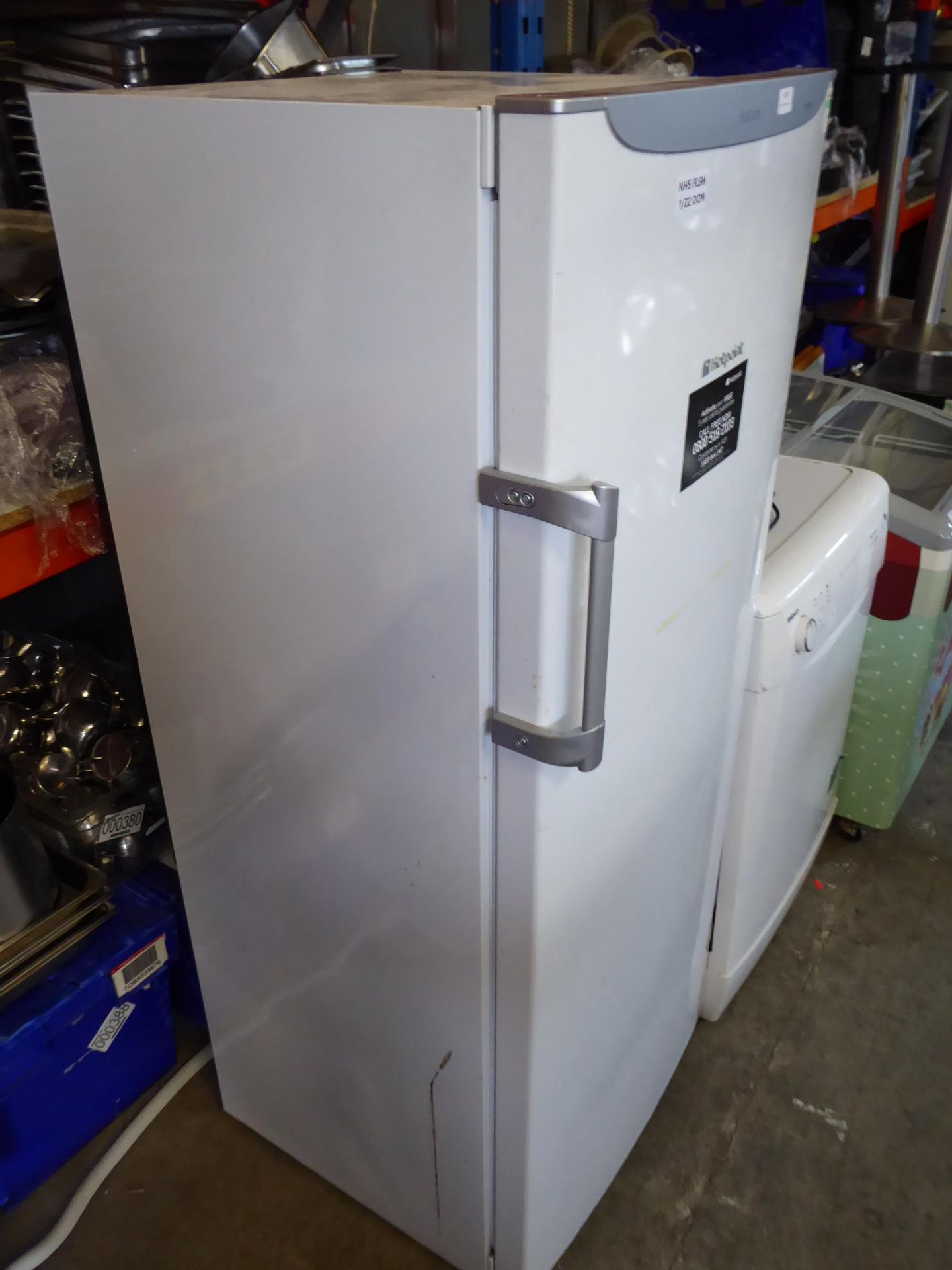 * Hotpoint domestic upright fridge 600w x 1500h - Image 2 of 3