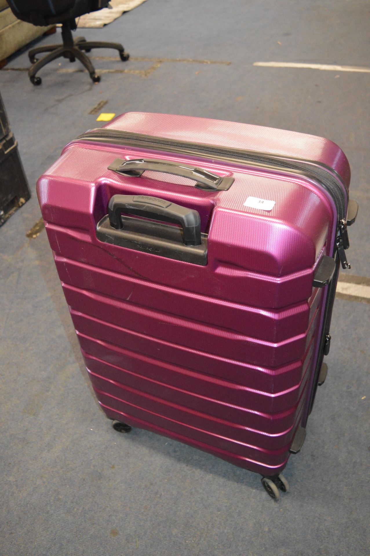 *Samsonite Suitcase (AF)