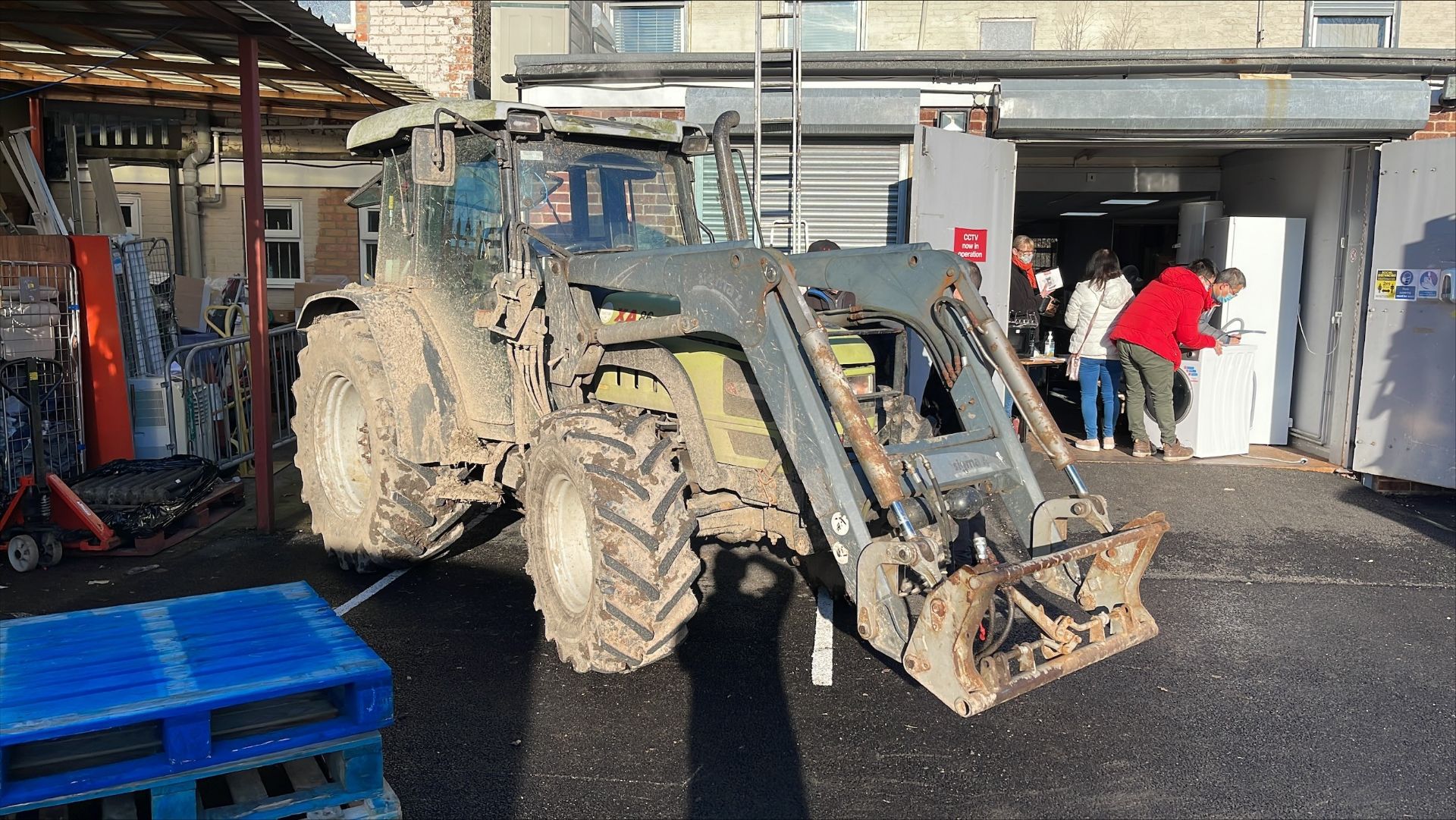 *Hurlimann XA 86 80HP Tractor PX07AOS with Sigma 4 Front Loader - Image 4 of 6