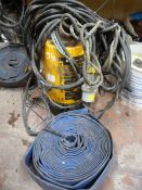 *Submersible Pump with Hose