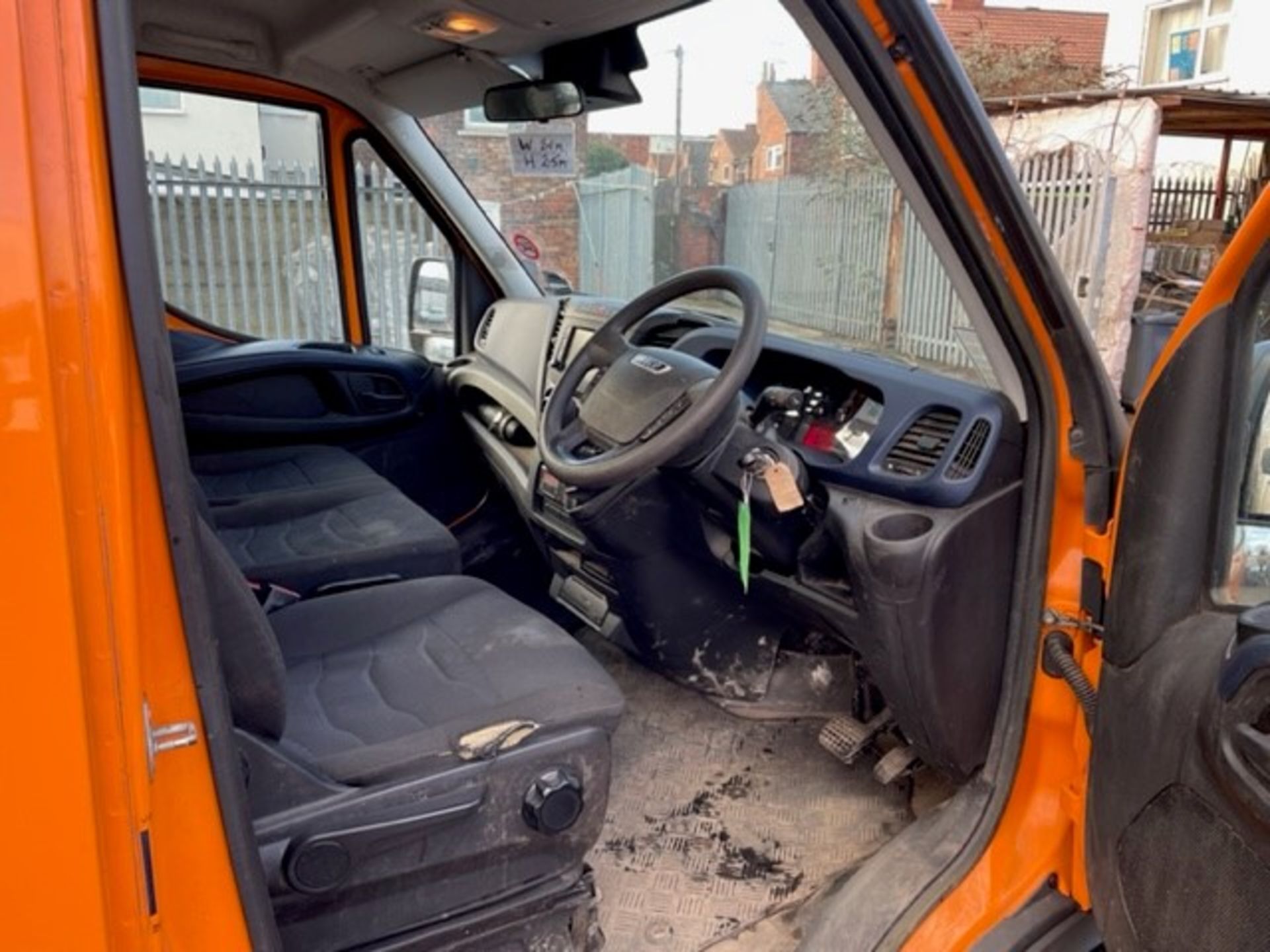 *Iveco Daily 5ton 180 Auto Tipper, Reg: NX18 OMA, 3810 engine hours, Mileage 126,911 - Image 6 of 10