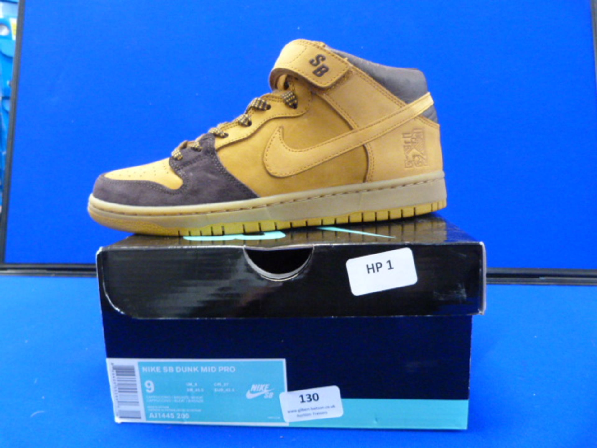 Nike SB Dunk Mid Pro Size: 8 (new)