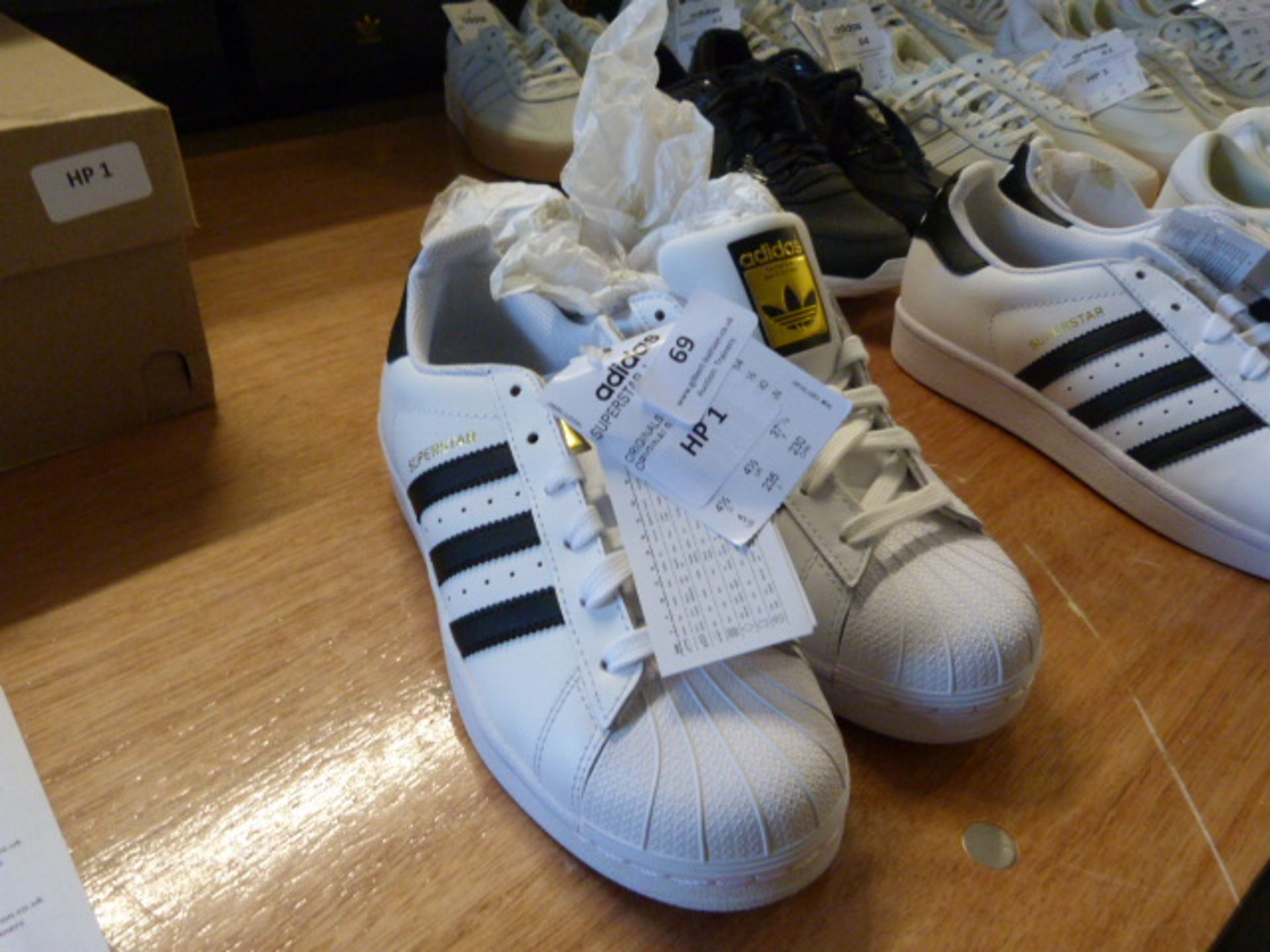 Adidas Superstars (white & black) Size: 4.5