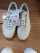 Adidas Sambas (white) Size: 5.5