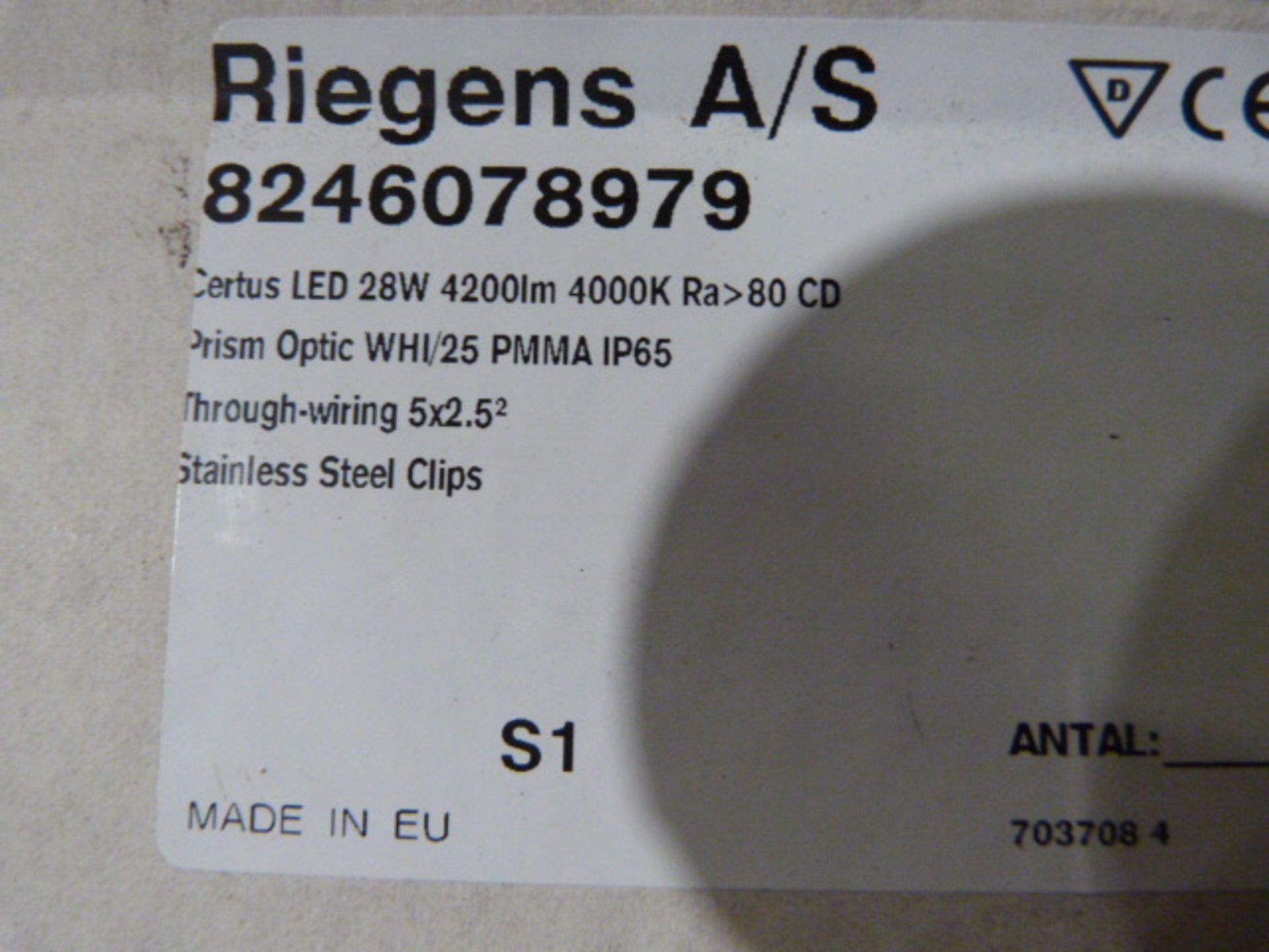 Riegens 4ft Strip Light - Image 2 of 2