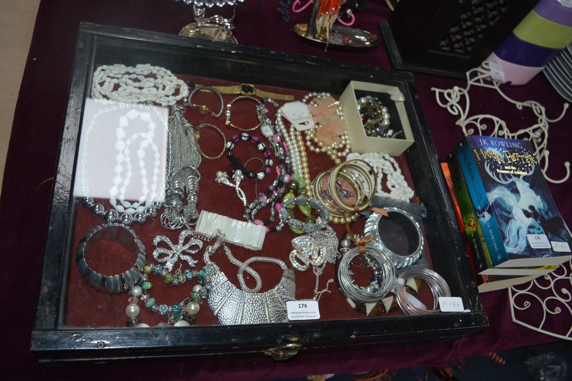 Display Cabinet and Contents of Costume Jewellery - Image 2 of 3